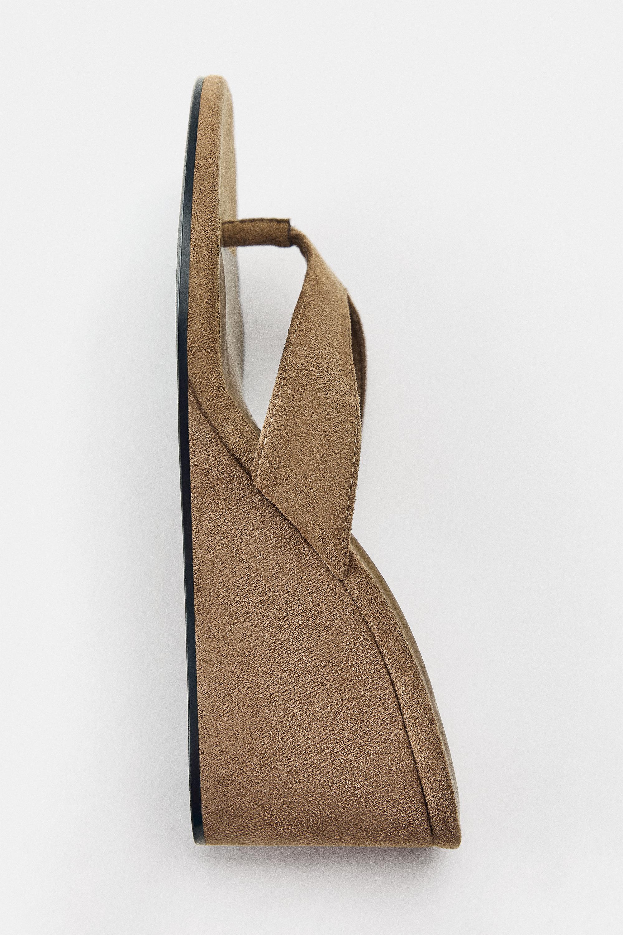 Wedge sandals — Sand