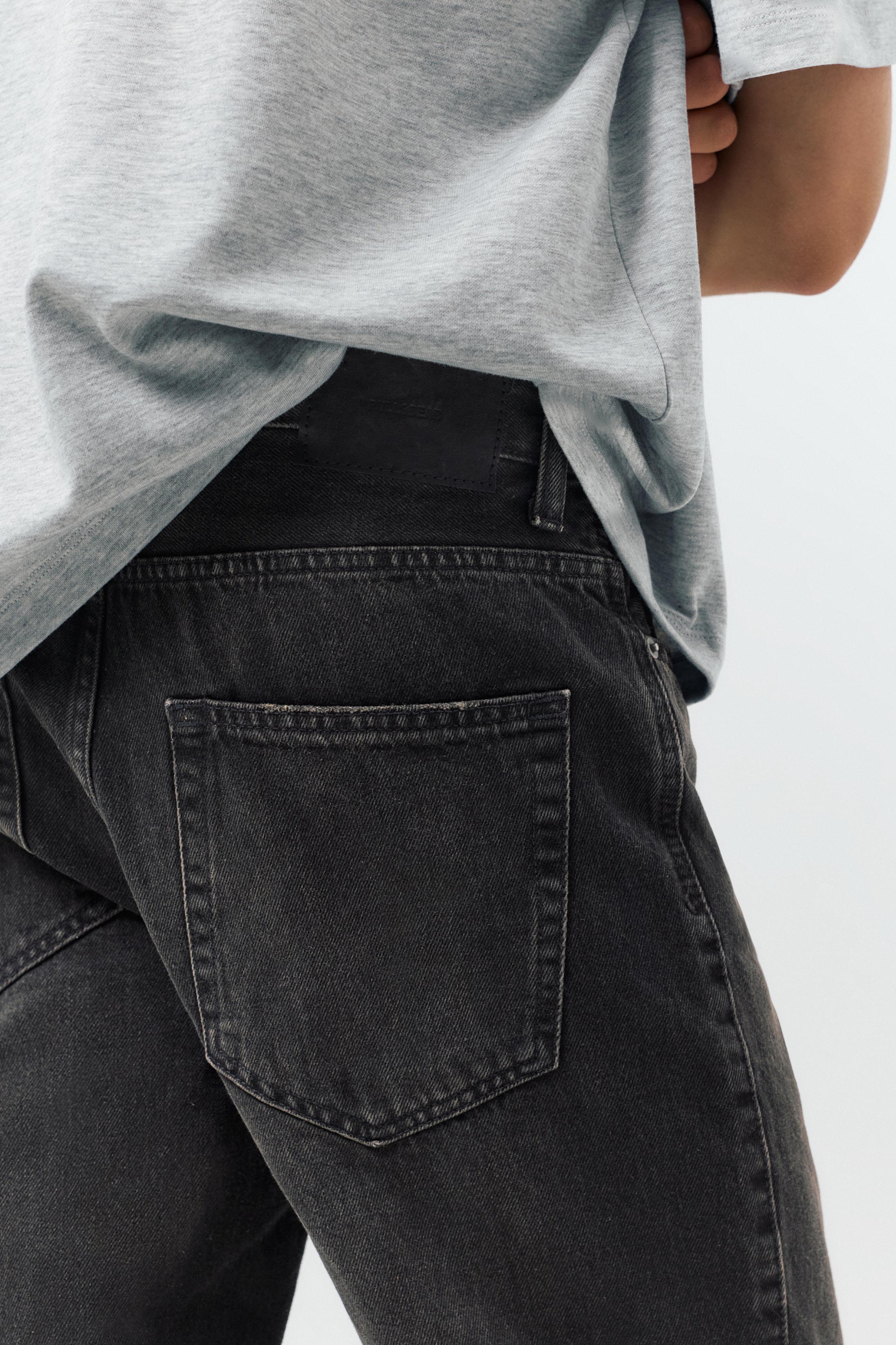 Straight-leg jeans — Faded black