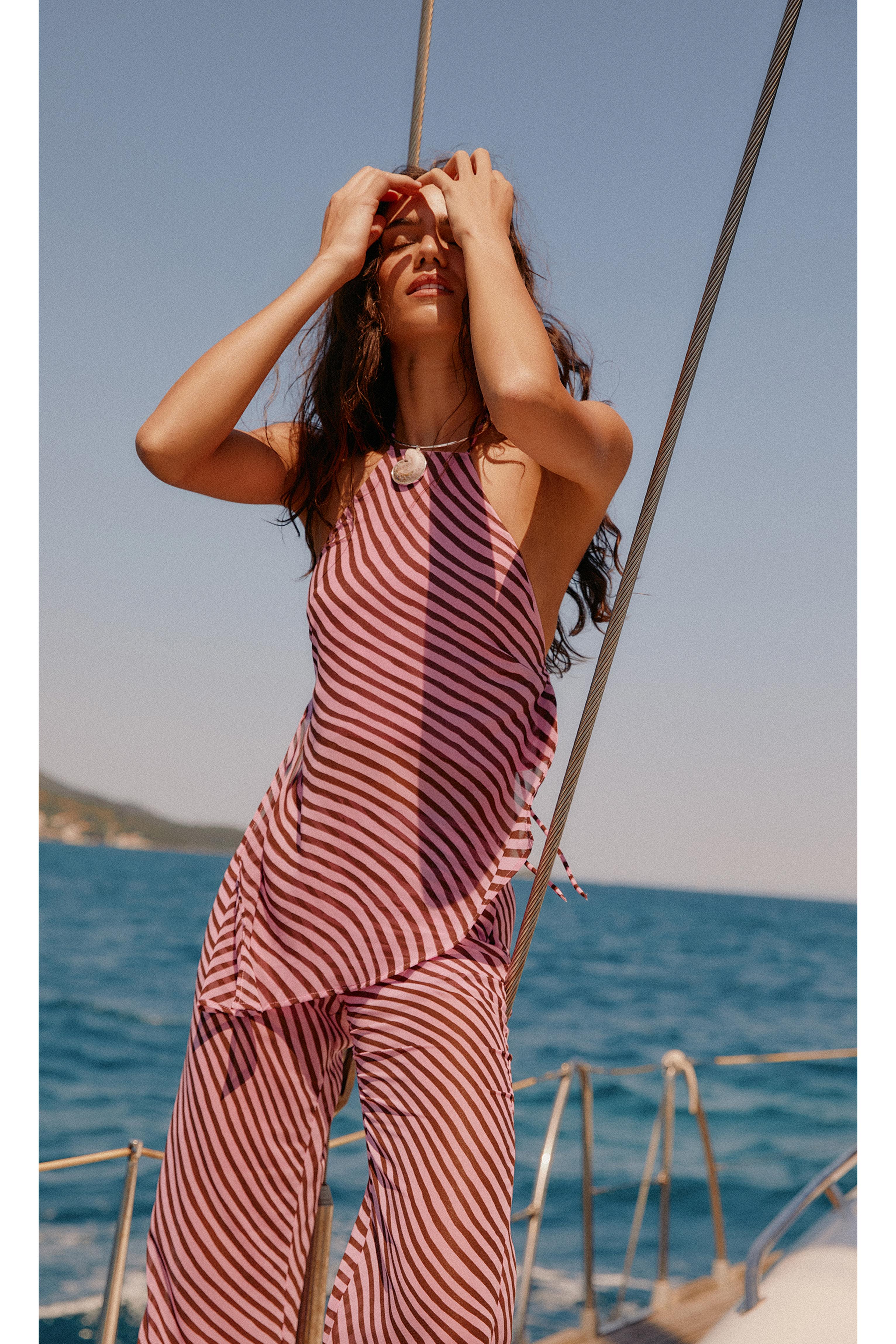 Wavy halter top — Pink