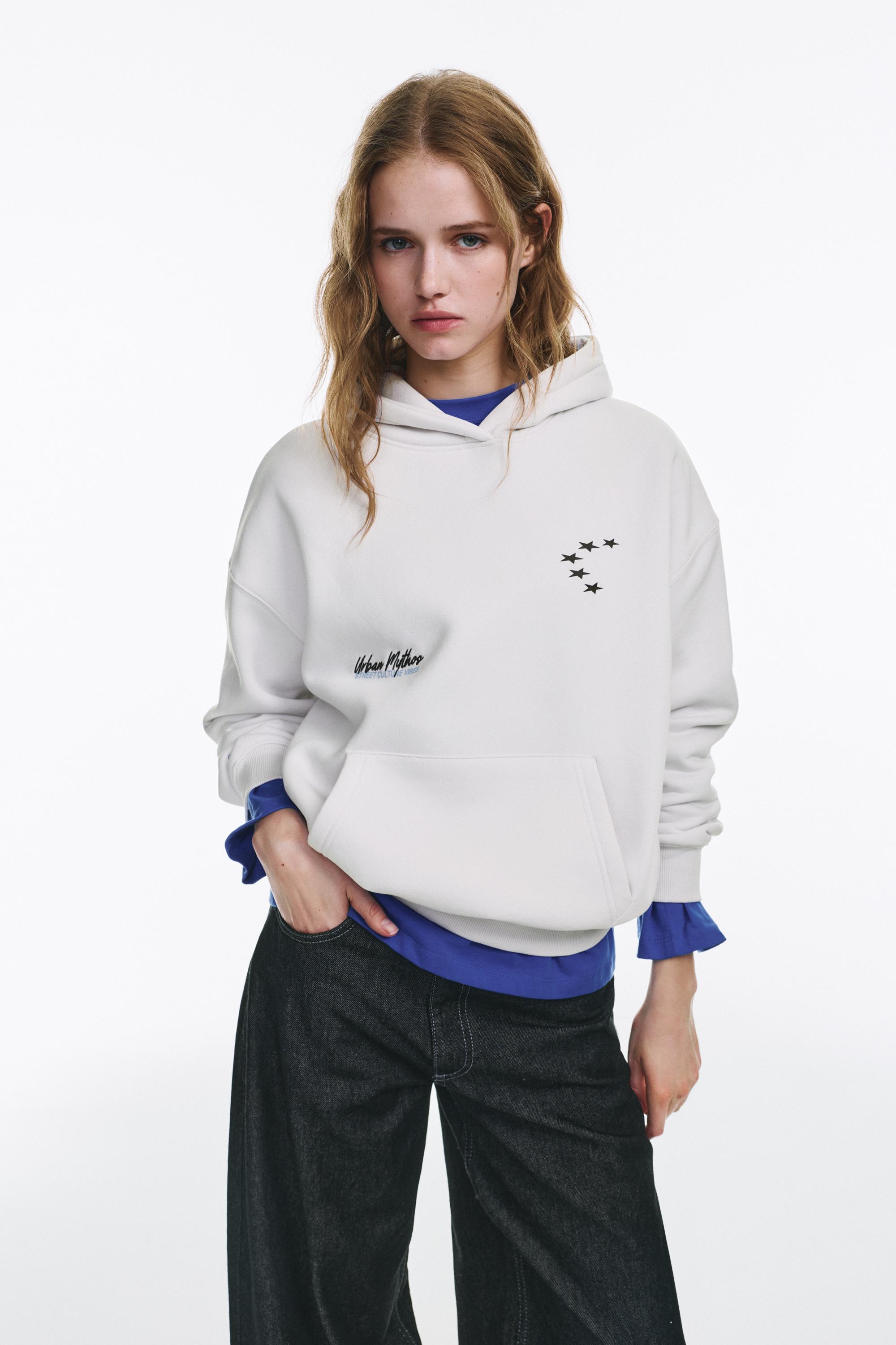 Yazılı yıldız desenli kapüşonlu sweatshirt - Görsel 9