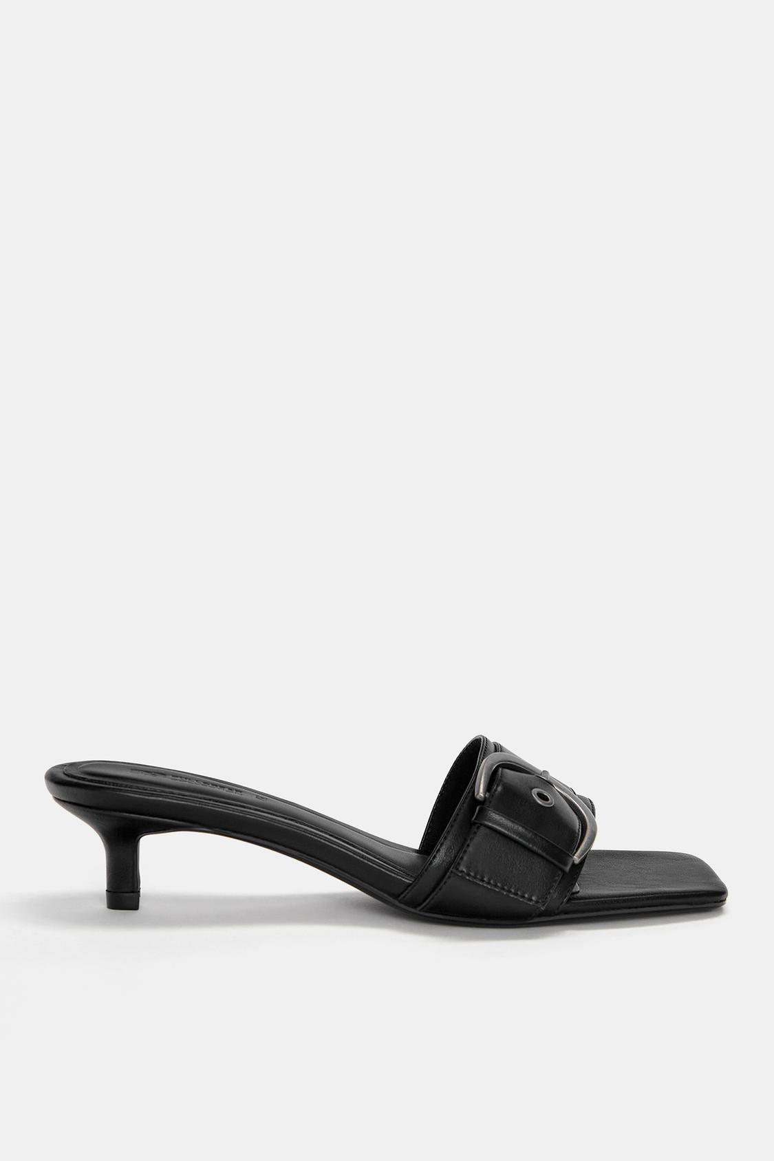 Kitten-heel sandals with buckles - pull&bear