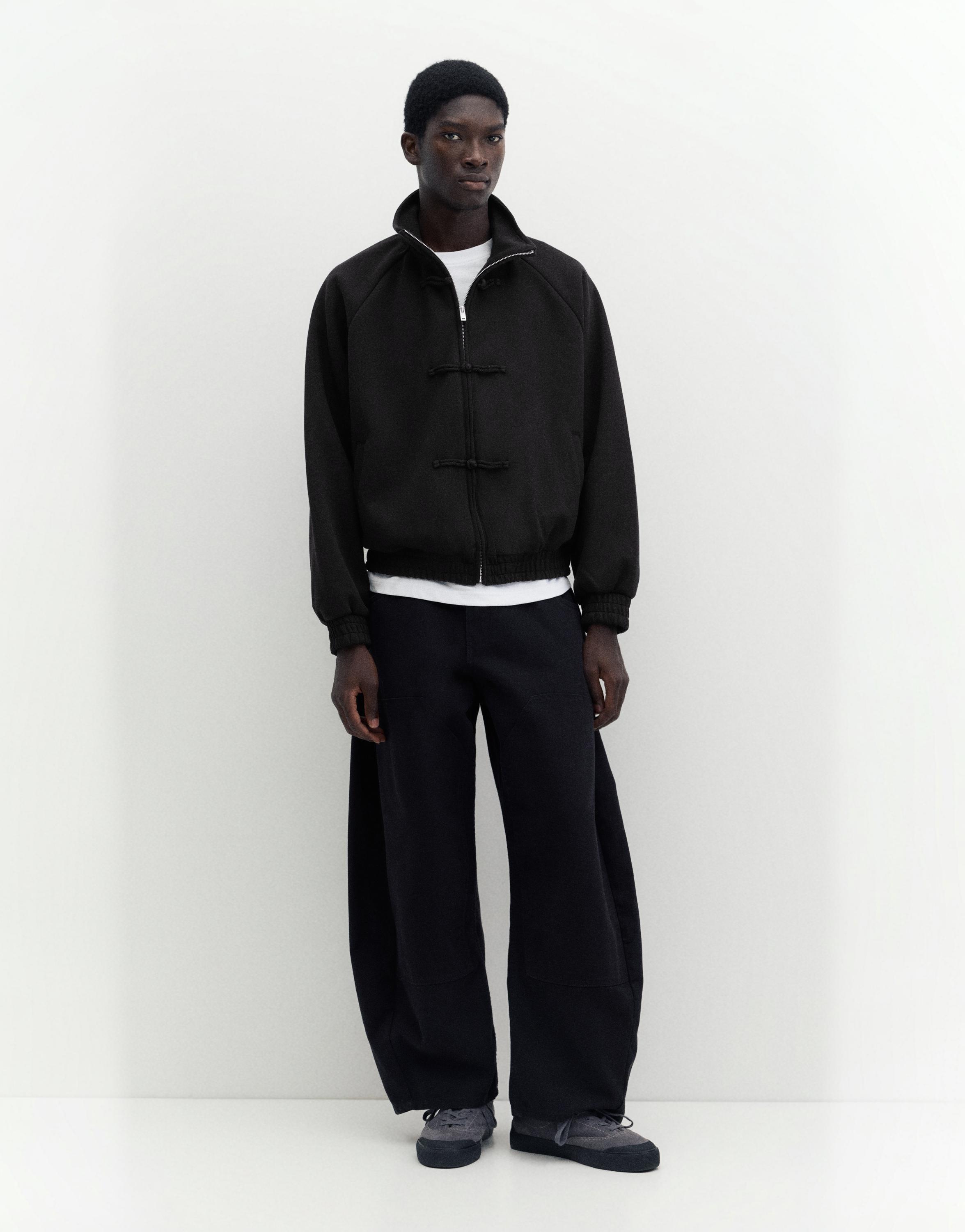 Zip-up sweatshirt with toggles — Black