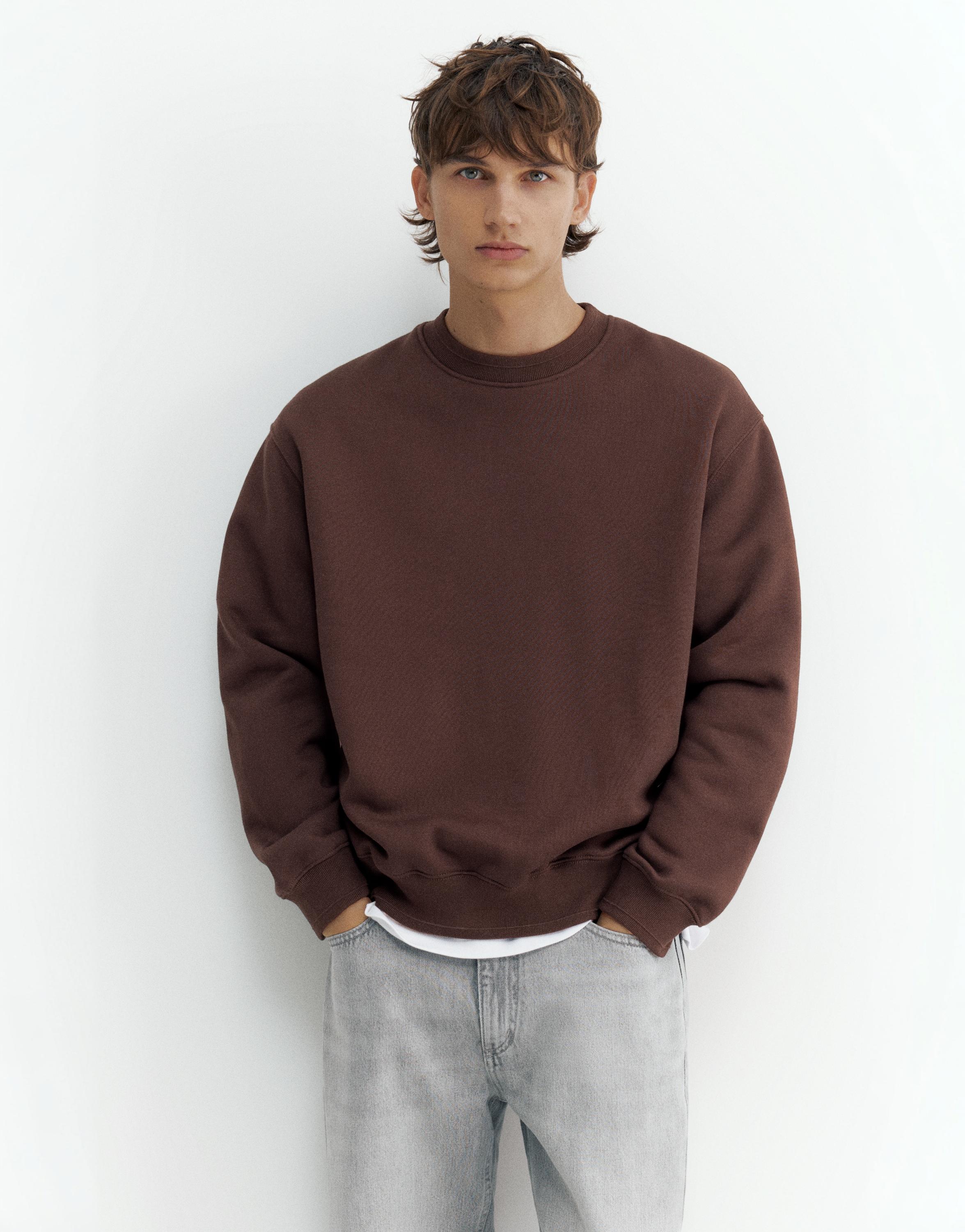 Relaxed fit round neck sweatshirt — Chocolate