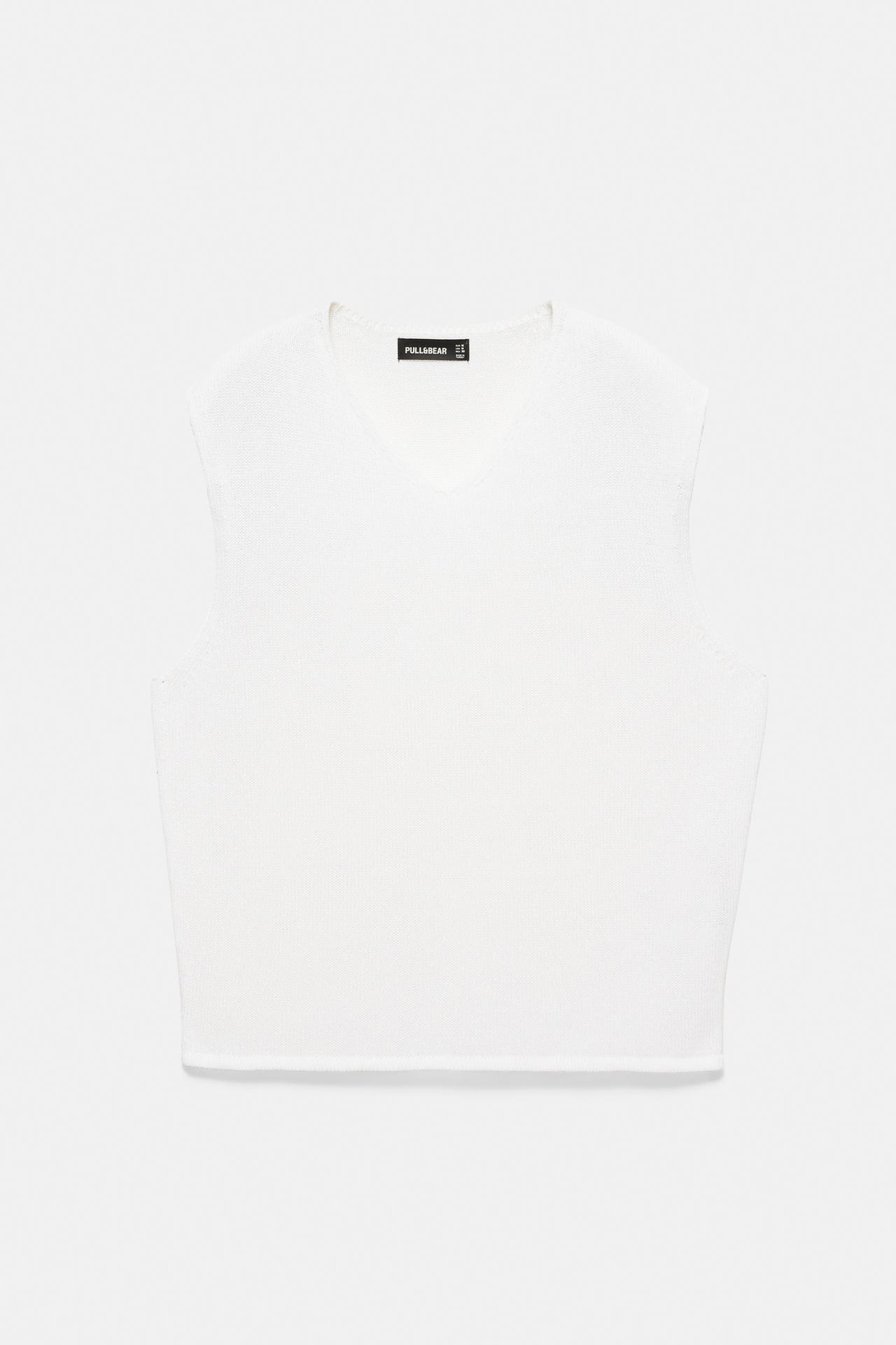 V-neck knit vest — Ecru
