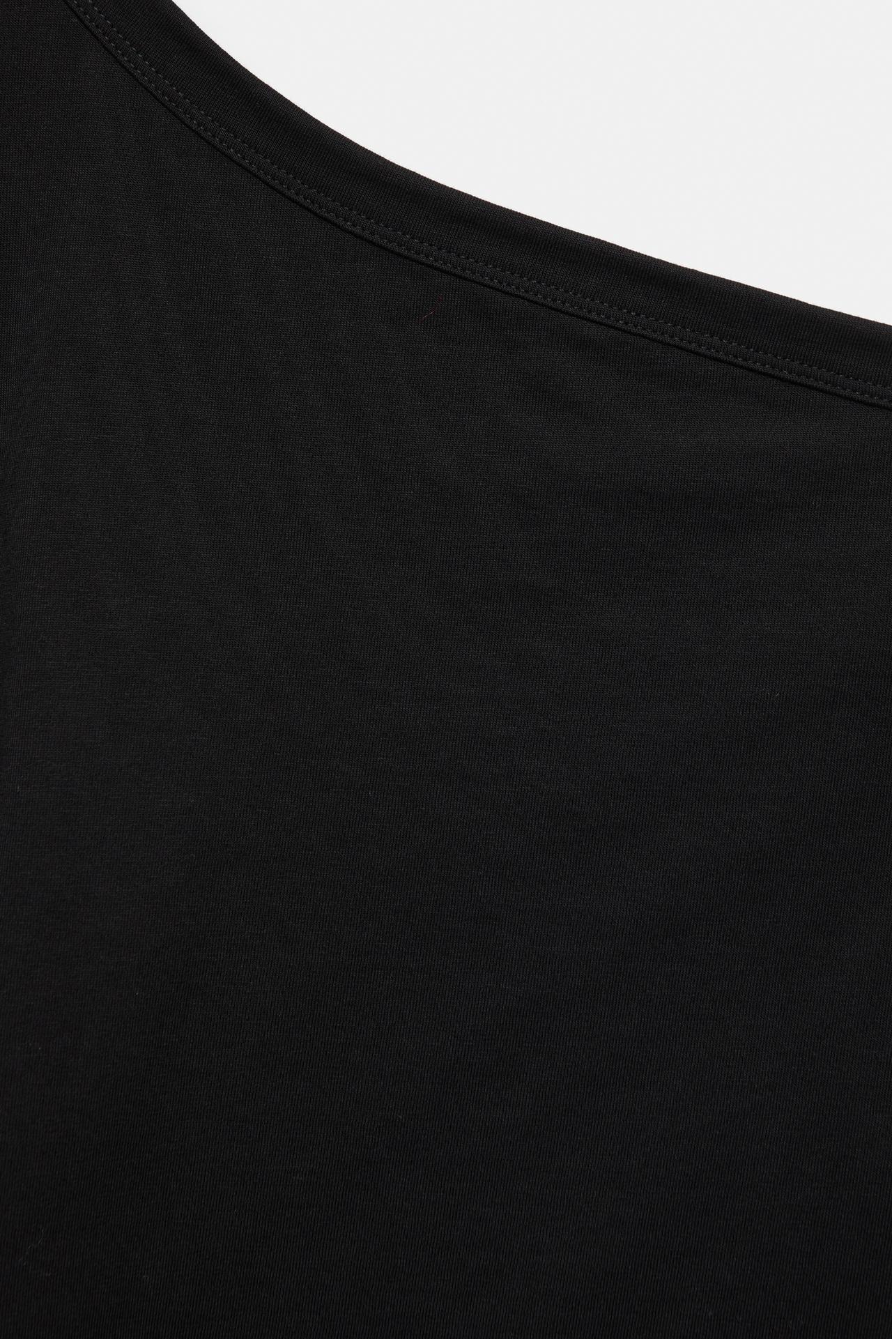 Asymmetric oversize T-shirt — Black