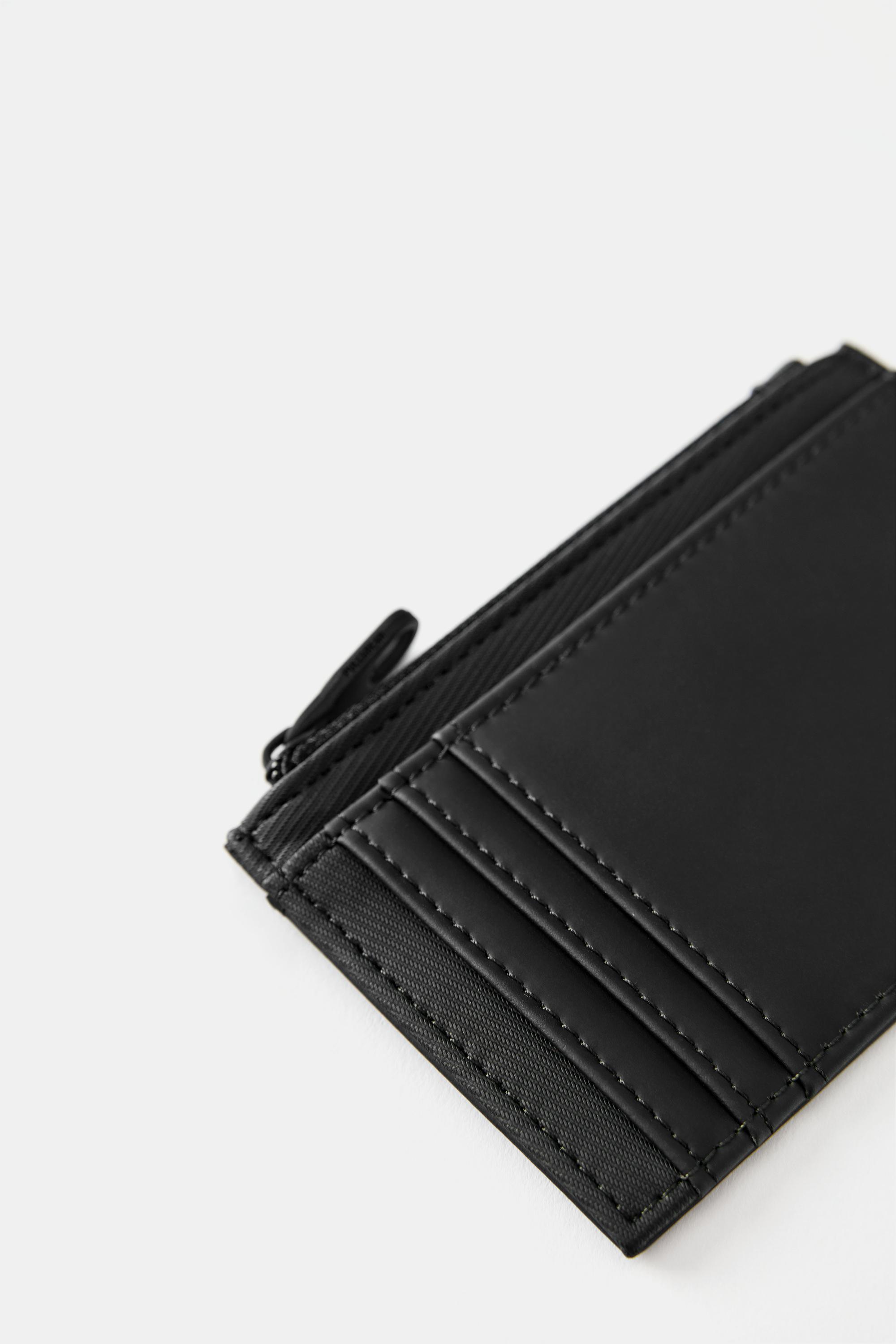 Rubberised card holder — Black