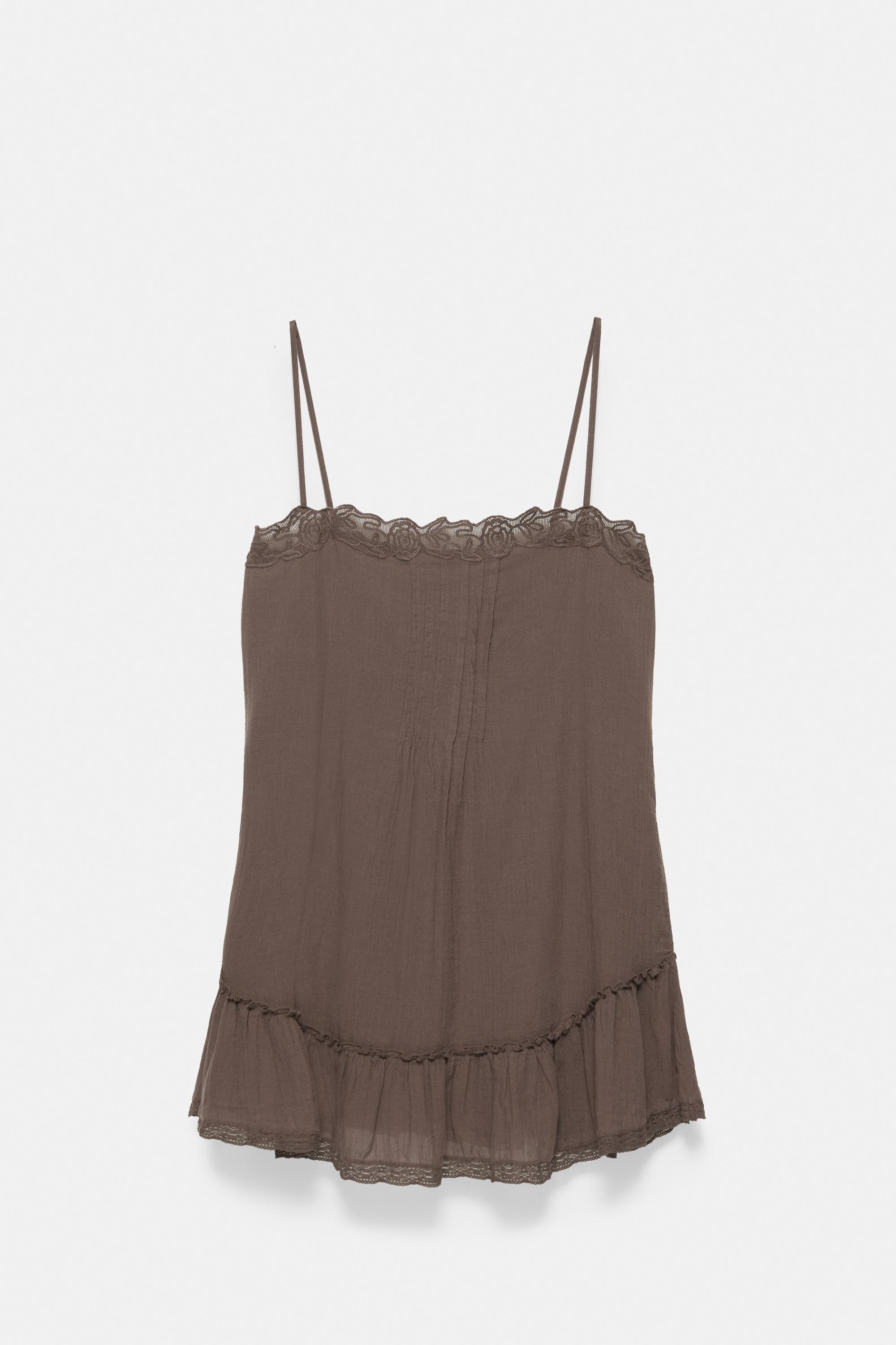 Brown dress with ruffled hem — Brown