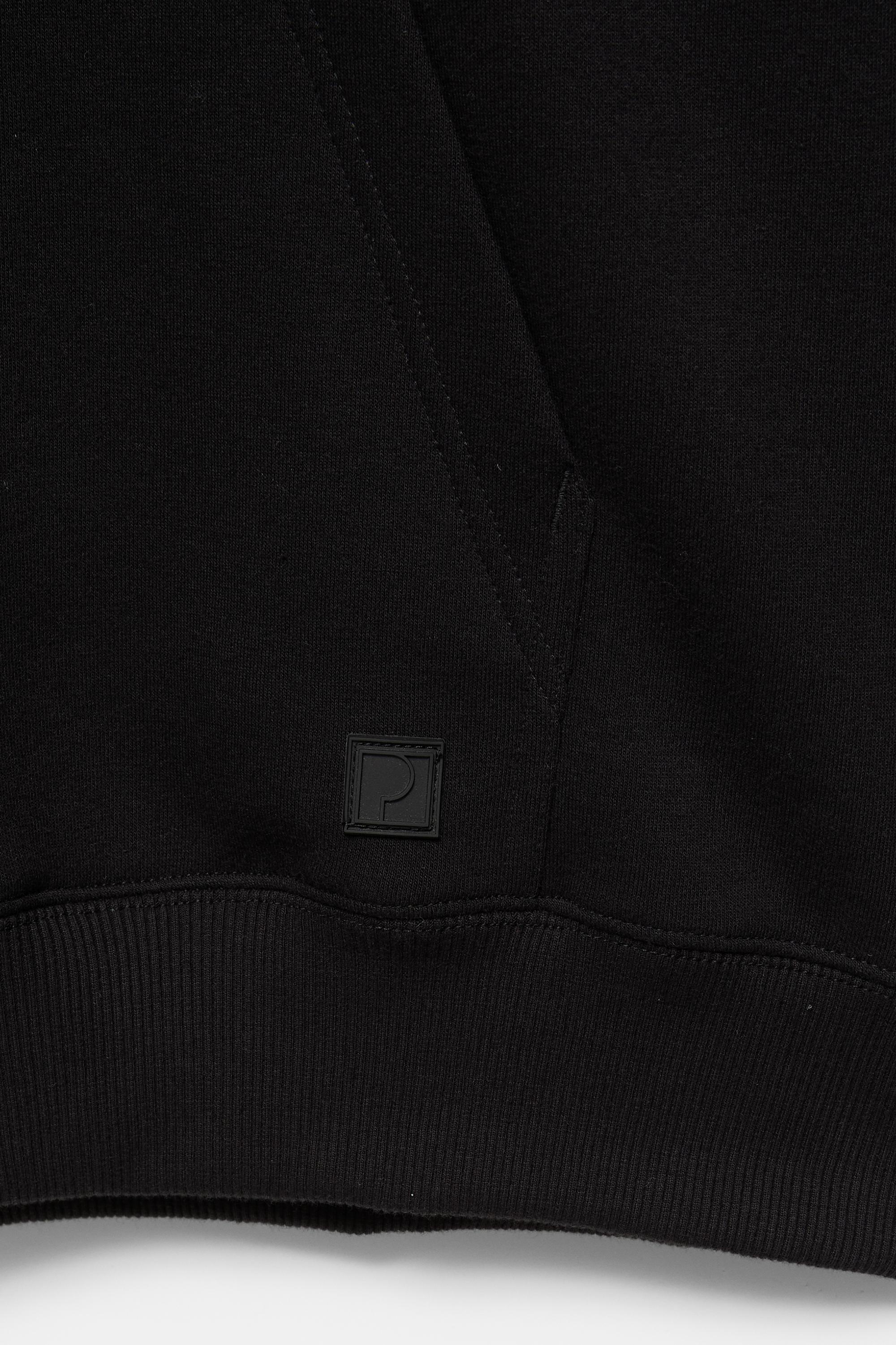 Basic hoodie — Black