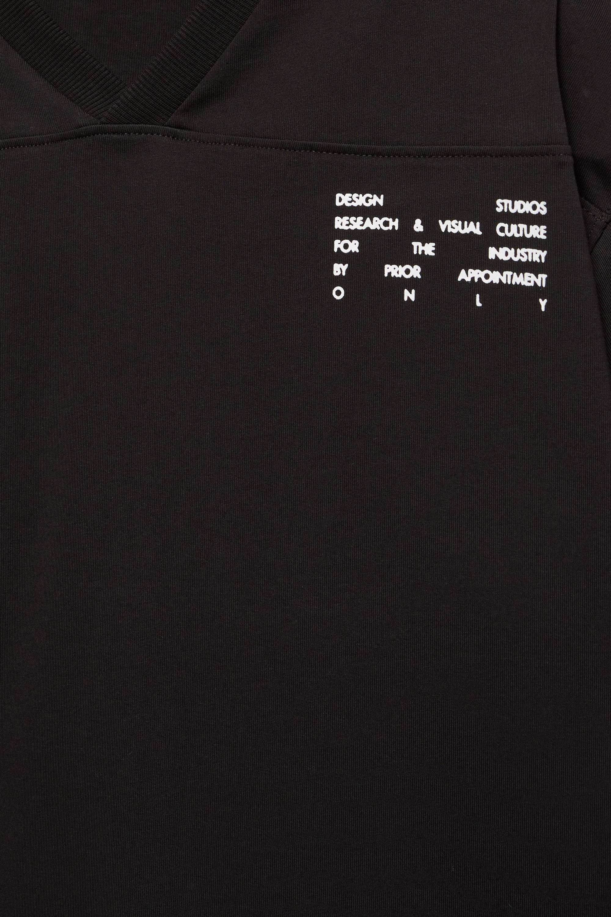 STWD V-neck T-shirt — Black
