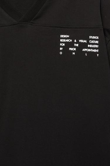 STWD V-neck T-shirt — Black 8