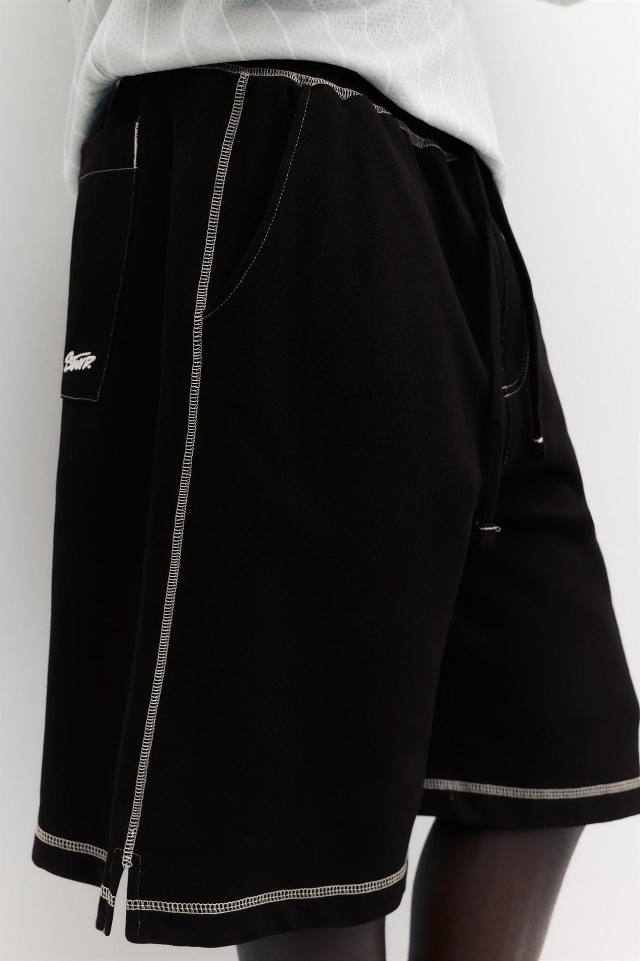 STWD jogger Bermuda shorts with seams — Black