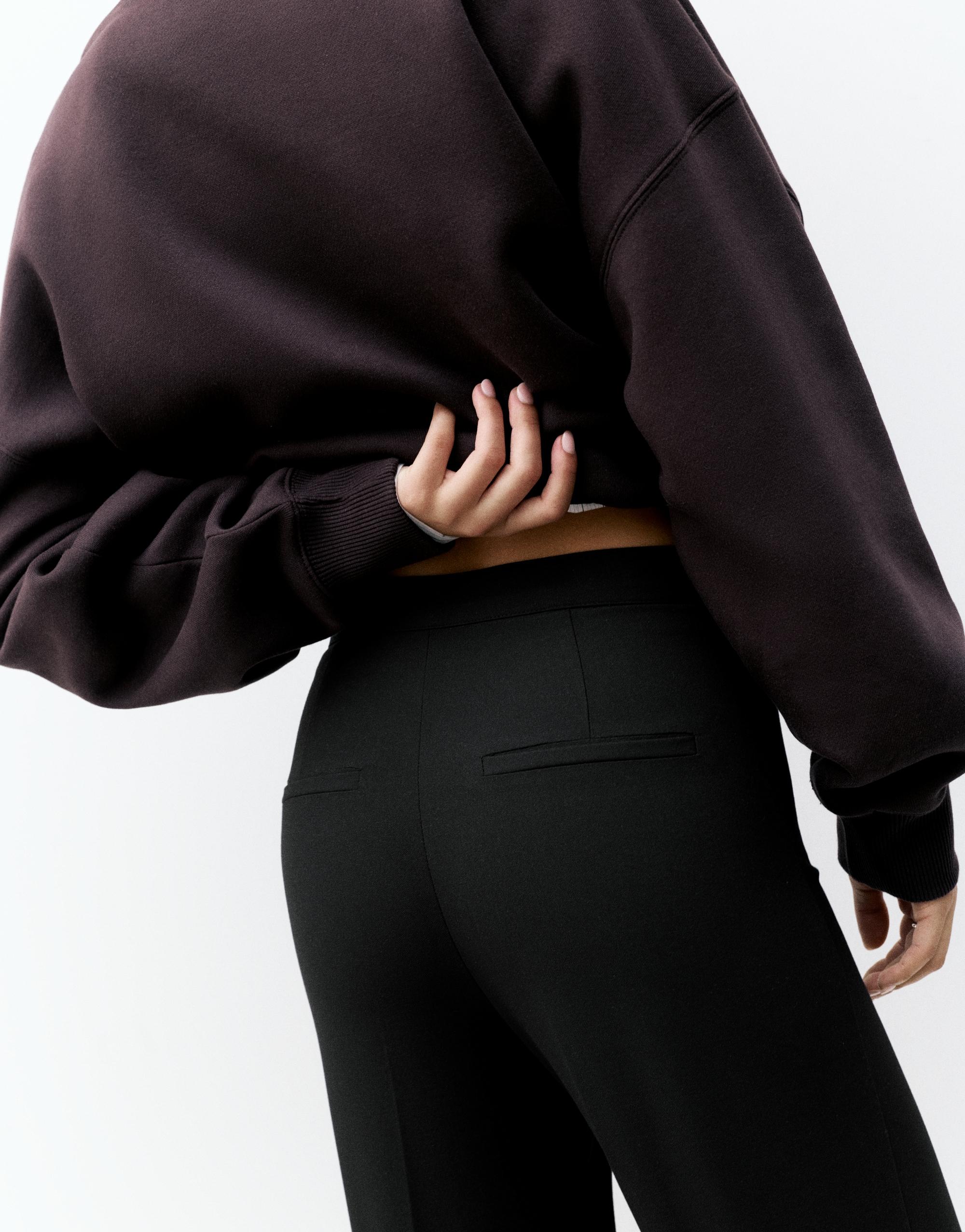 Straight-leg darted trousers — Black