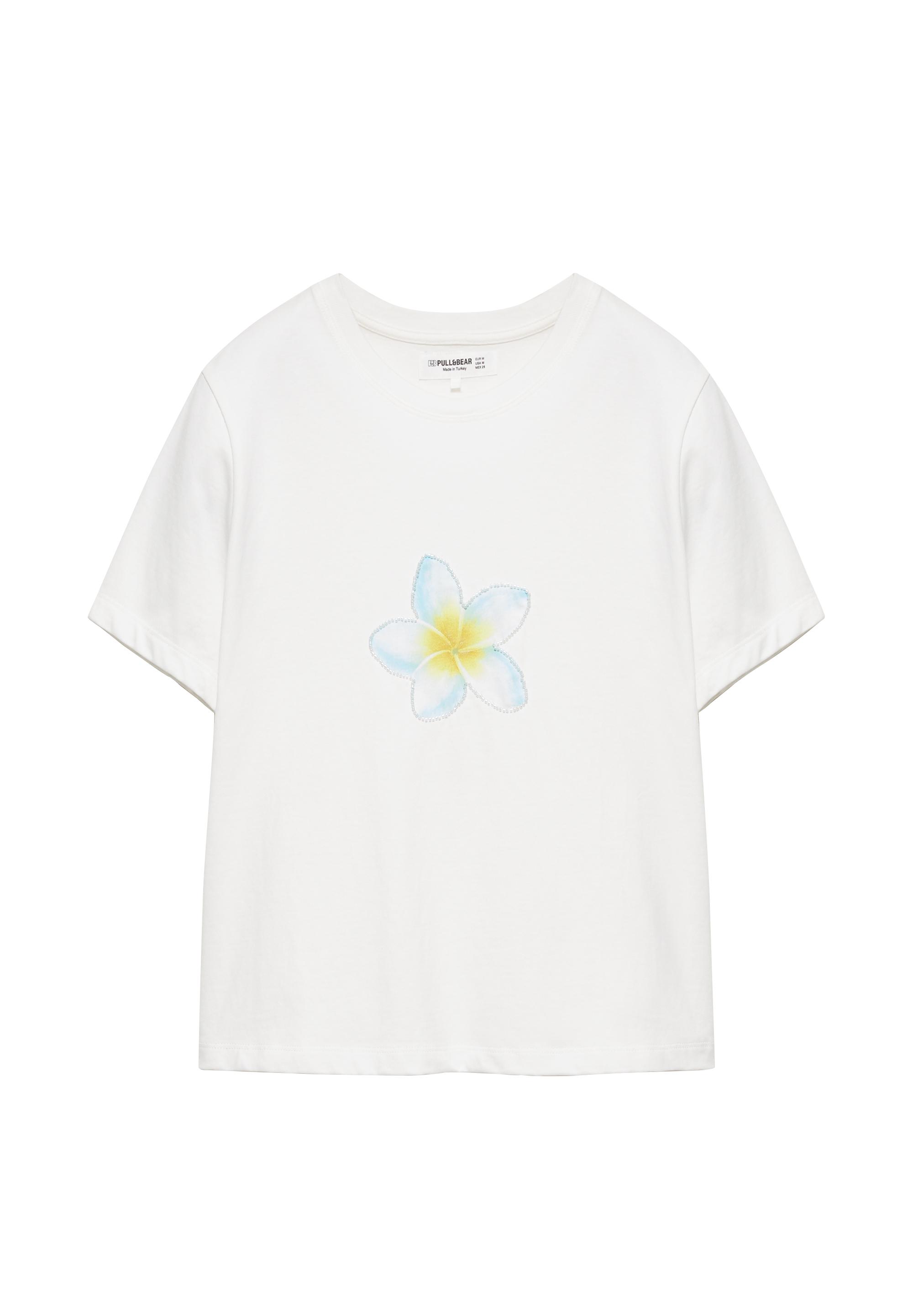 Beaded flower T-shirt — Ice