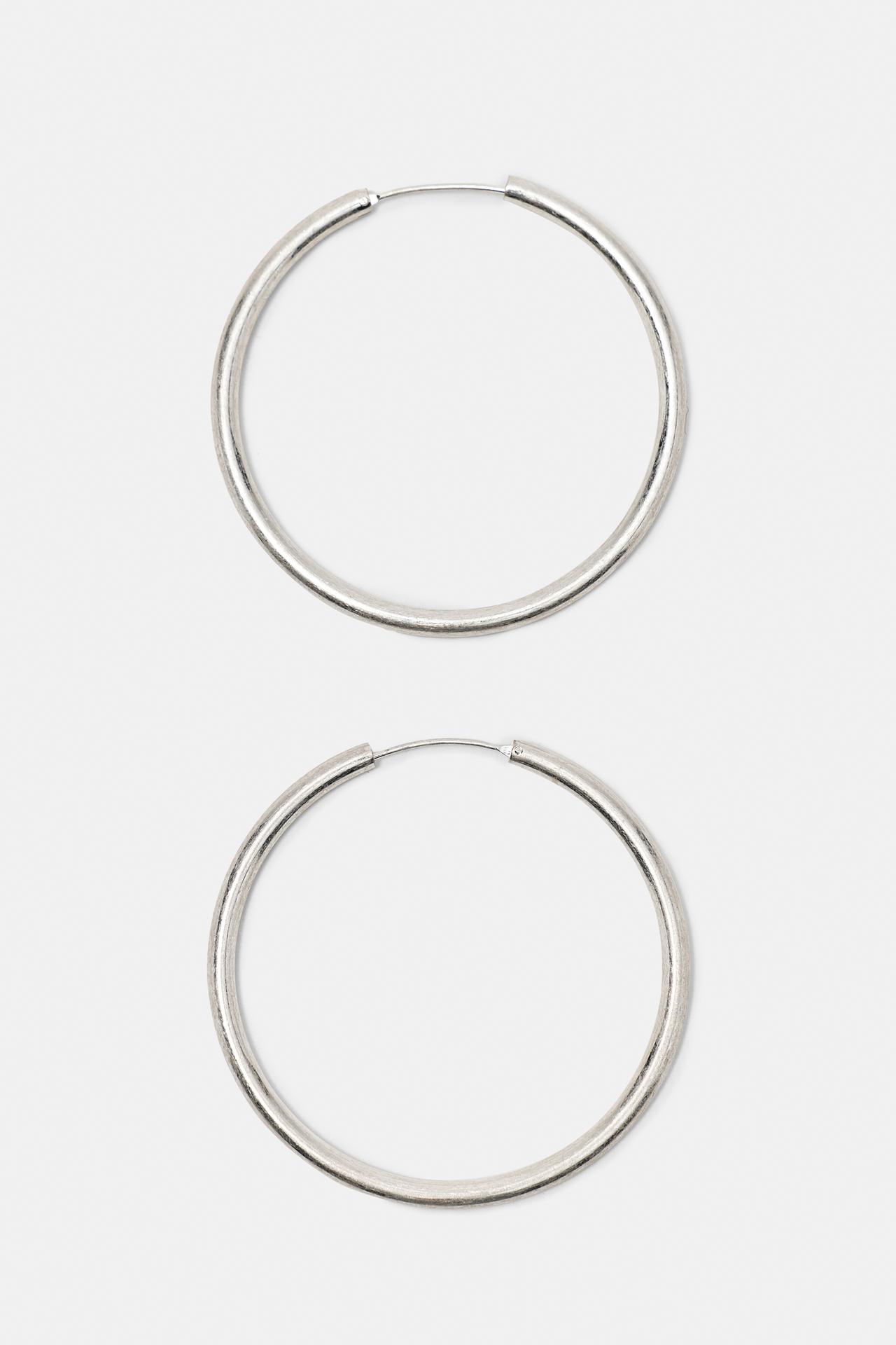 Basic hoop earrings — Gold