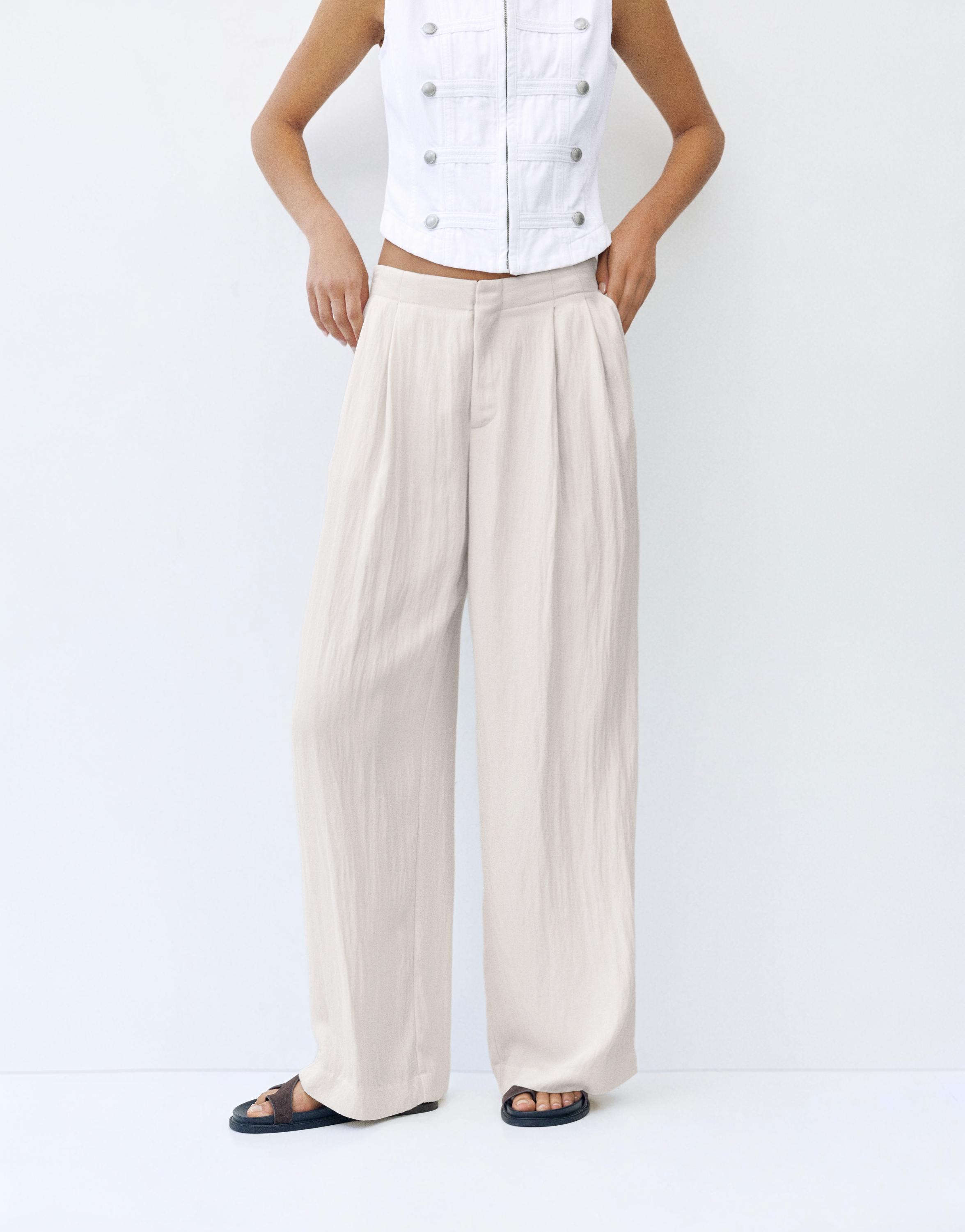 Darted smart trousers — Ecru