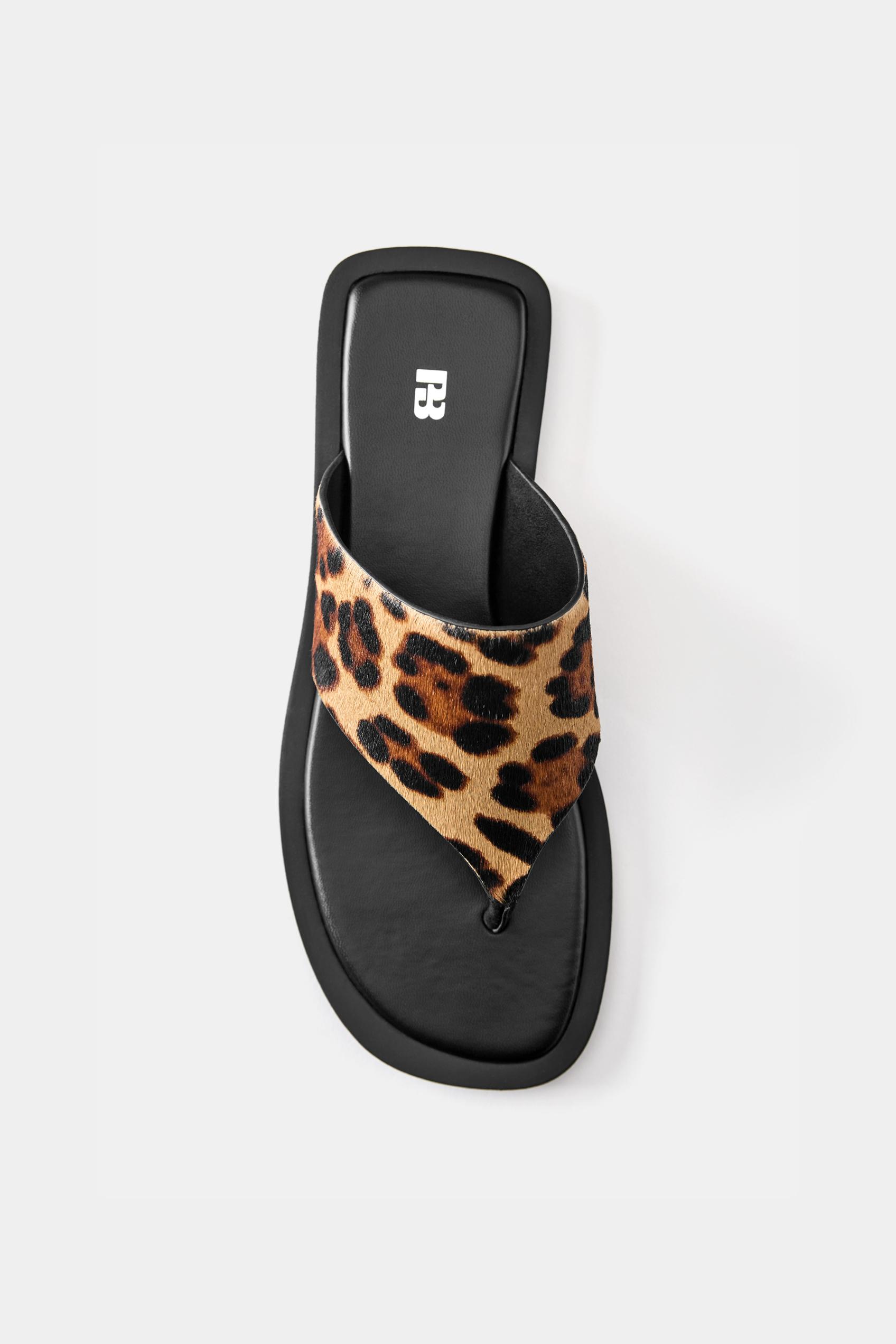 Leopard print leather flat slider sandals — Leopard