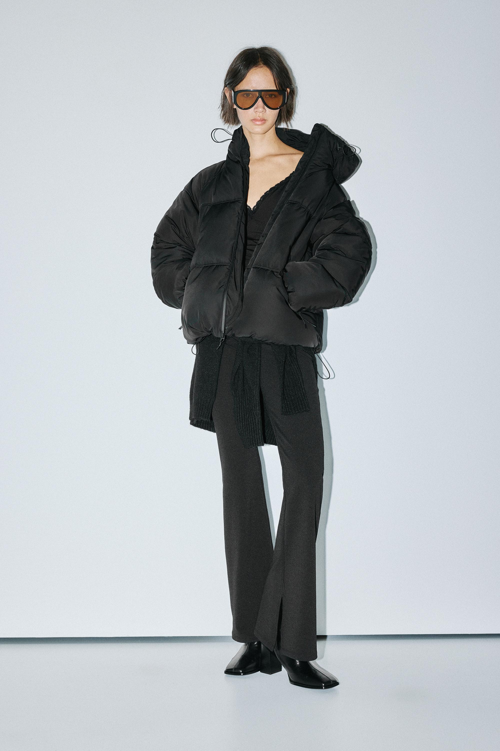 Puffer jacket with hood — Black