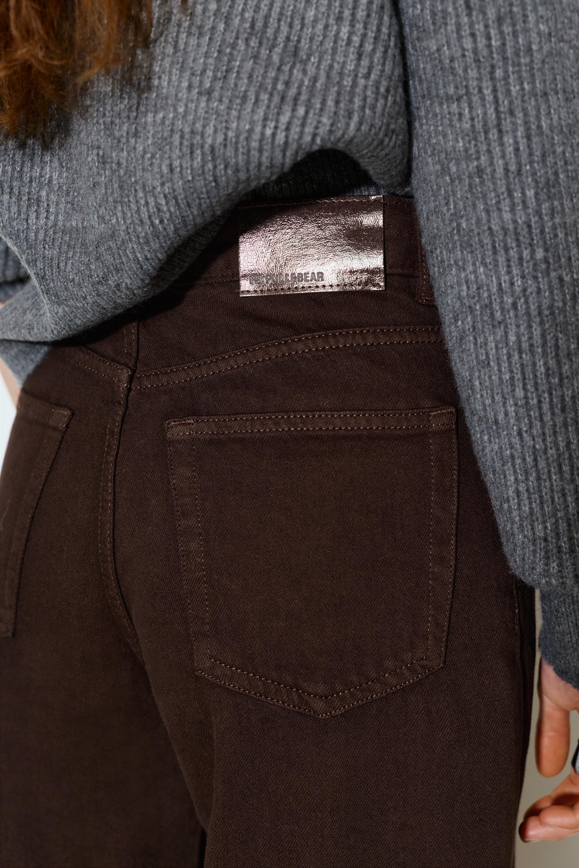 Wide leg jeans with crossover waistband — Brown