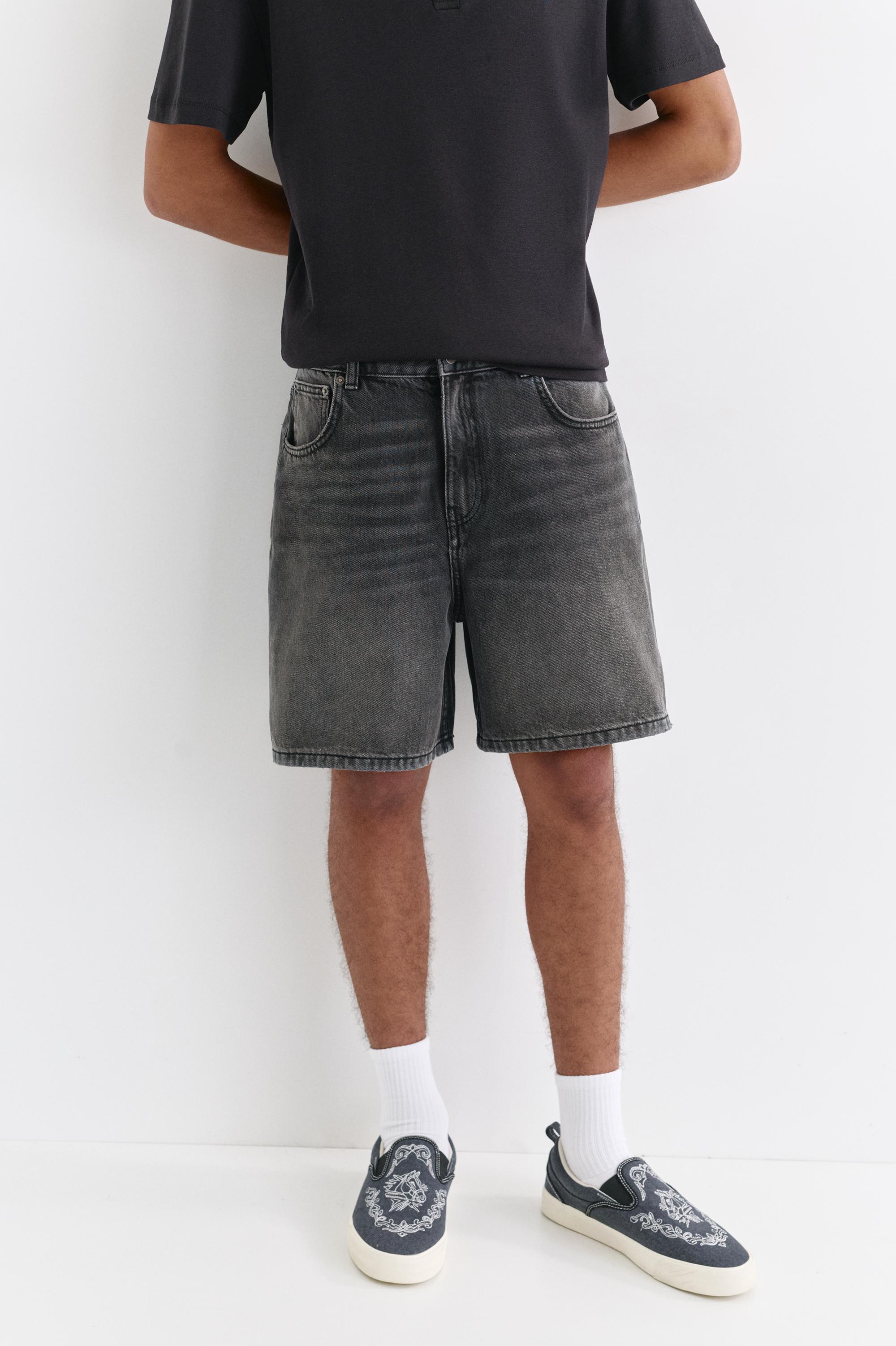Denim Bermuda shorts — Faded black