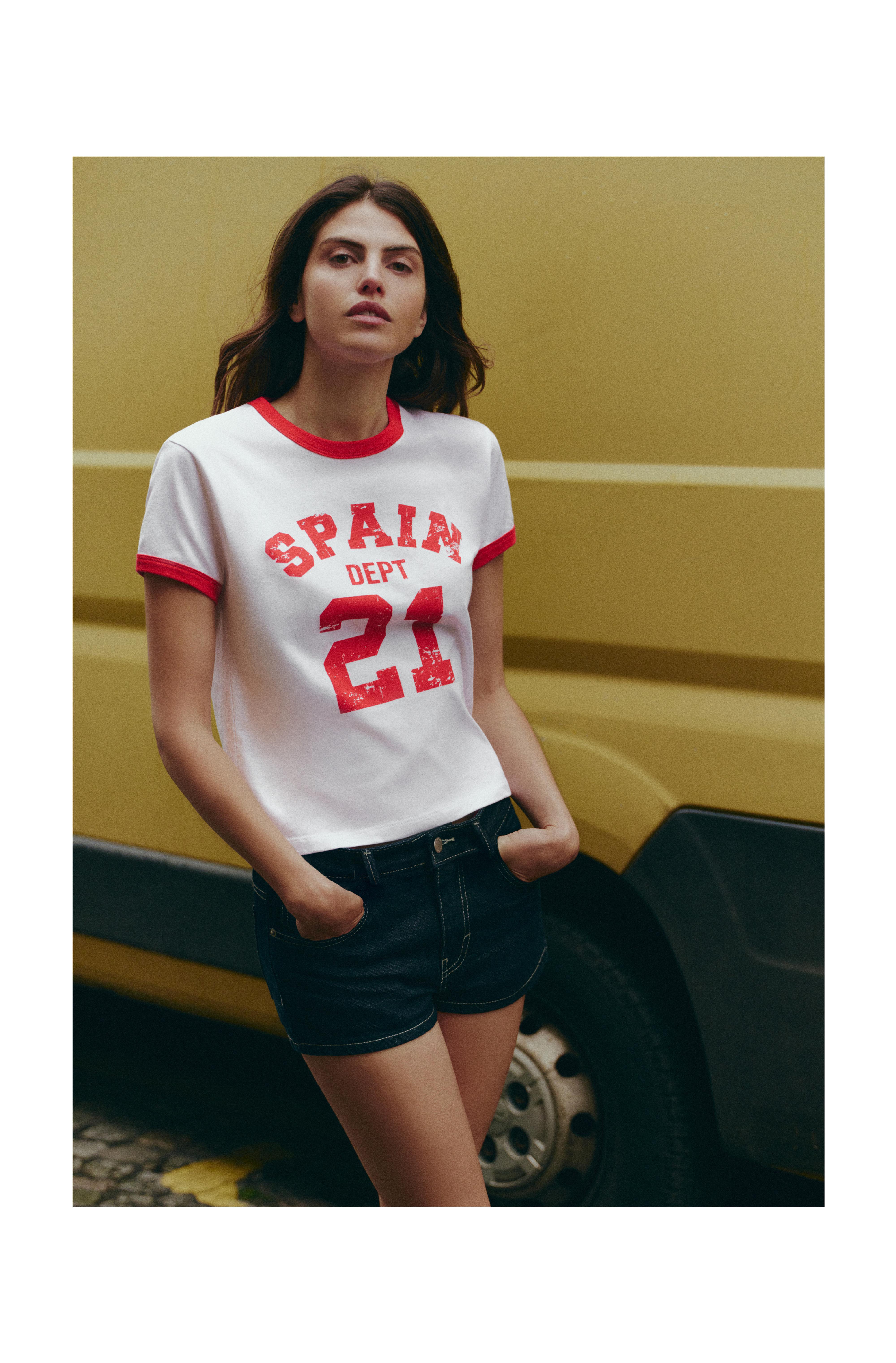 Spain 21 Graphic T-shirt — White