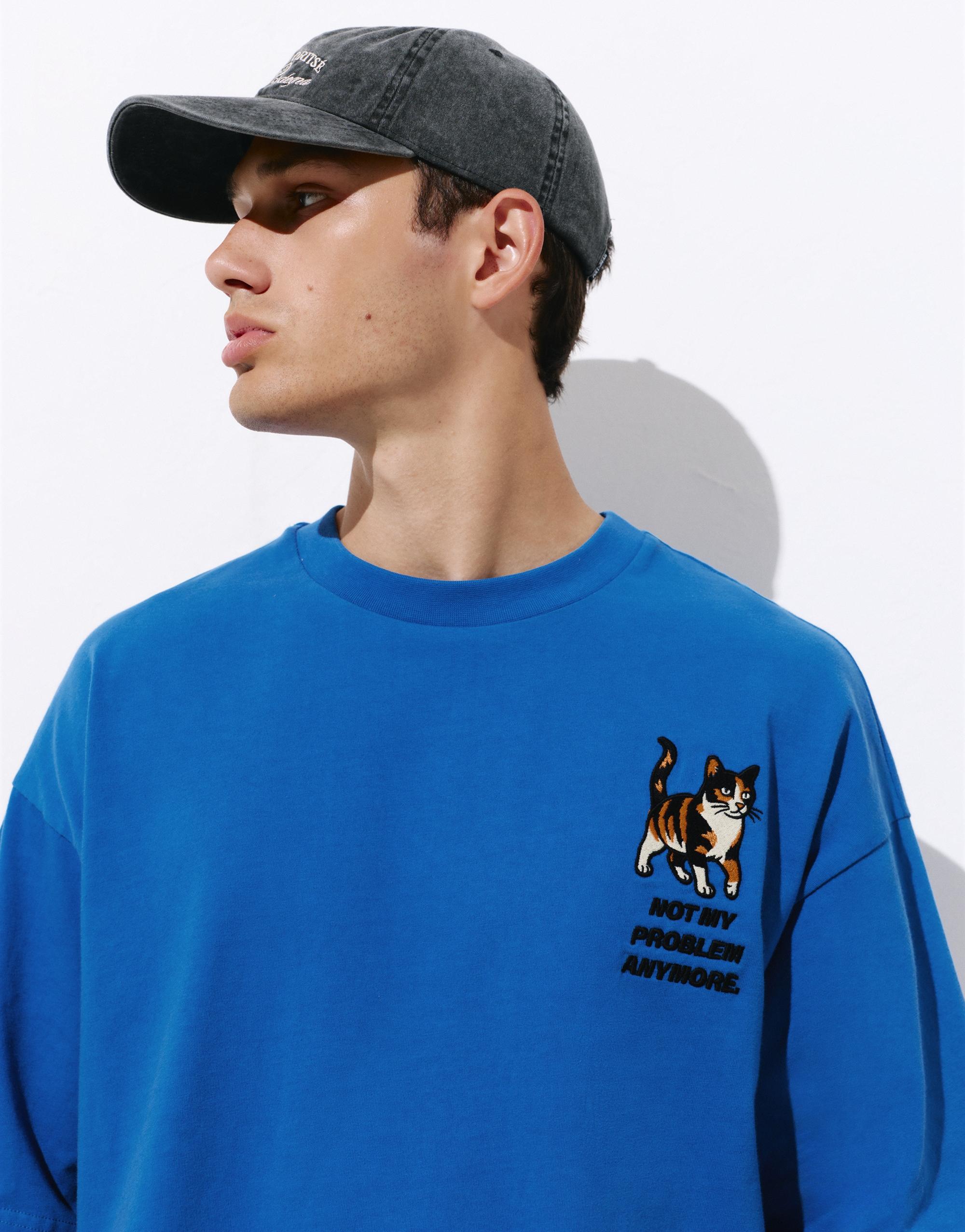 Cat graphic T-shirt — Deep blue