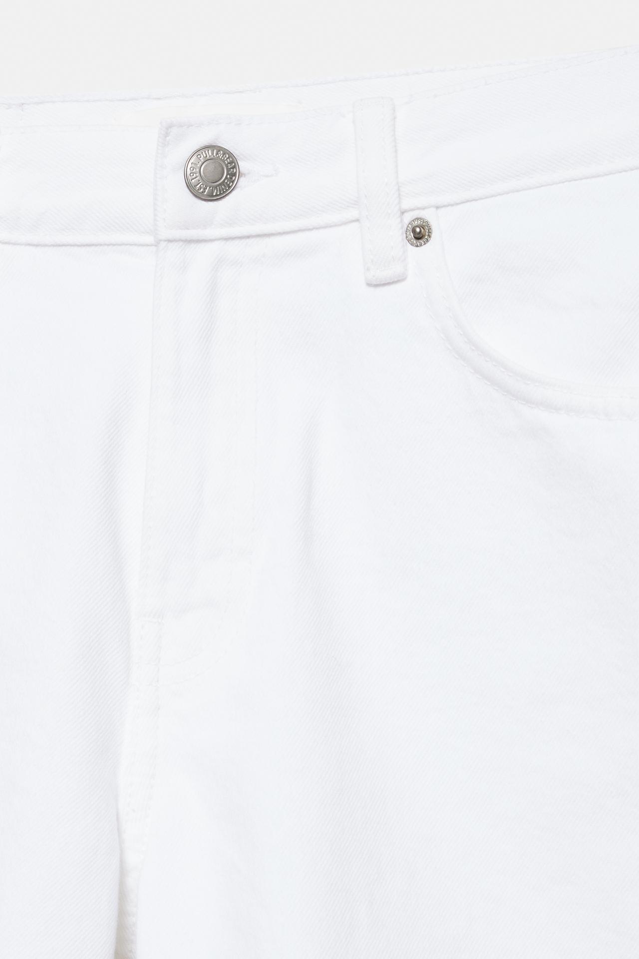 Mid-waist denim Bermuda shorts — White
