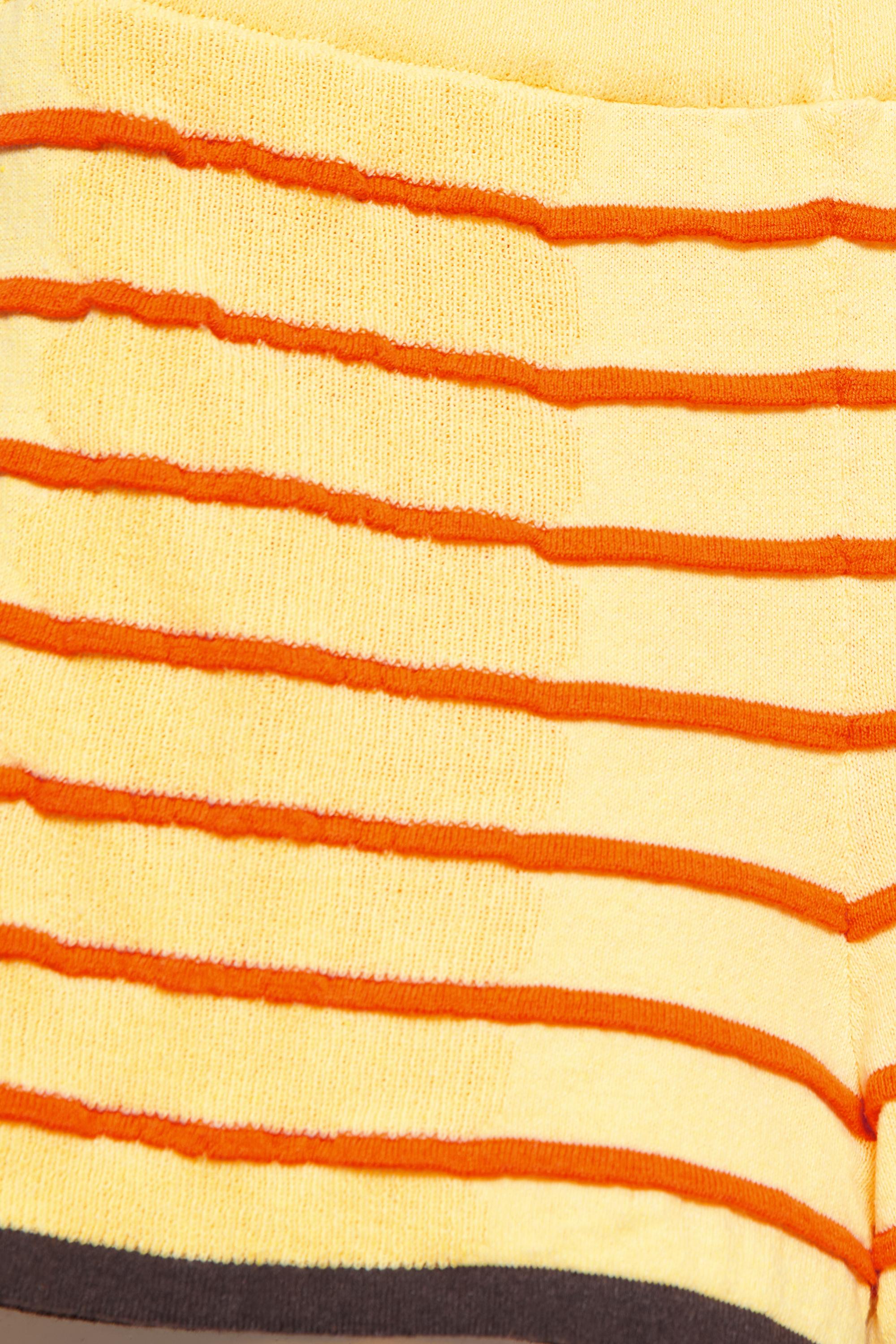 Striped knit shorts — Yellow