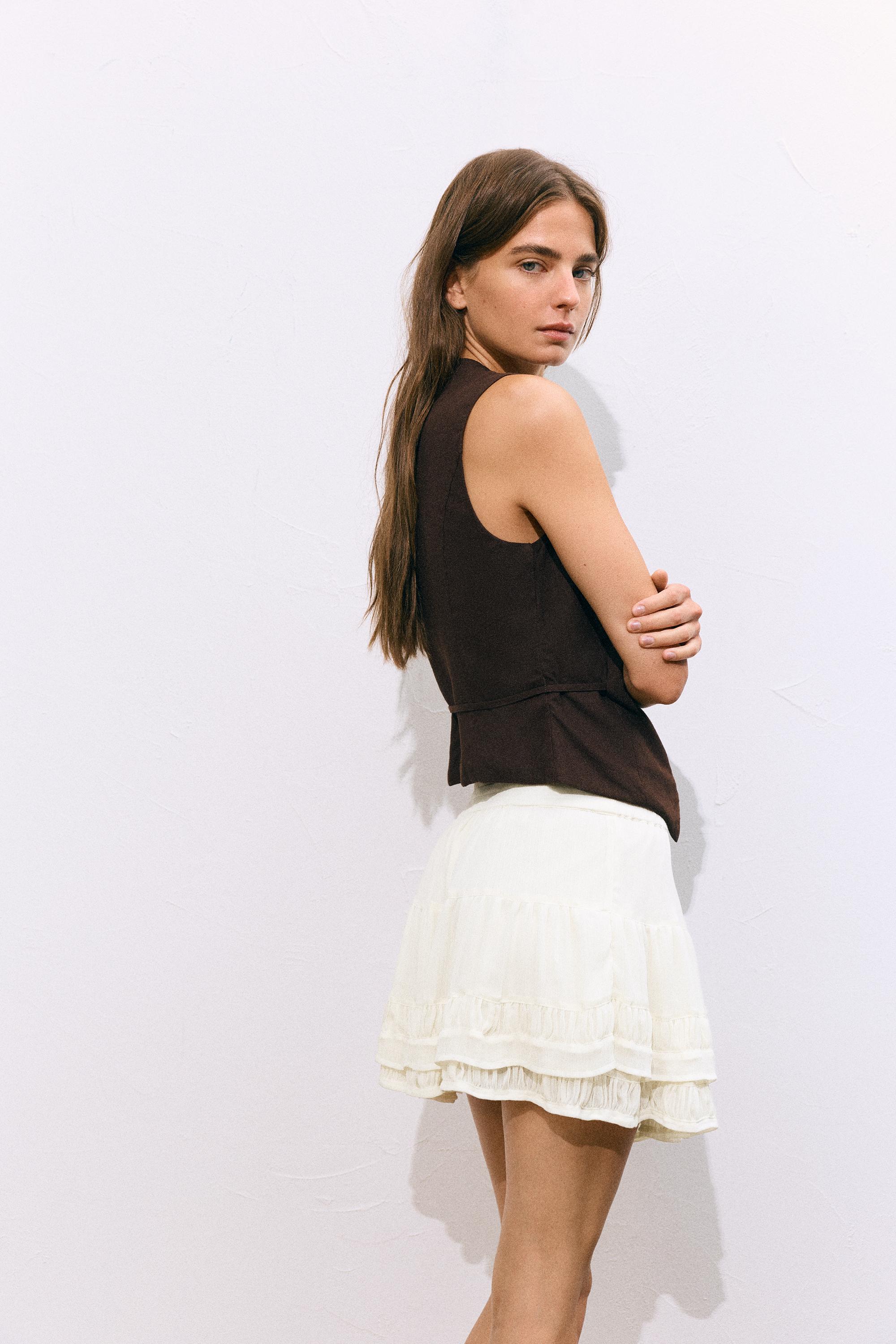 Ruffled mini skirt — Ice