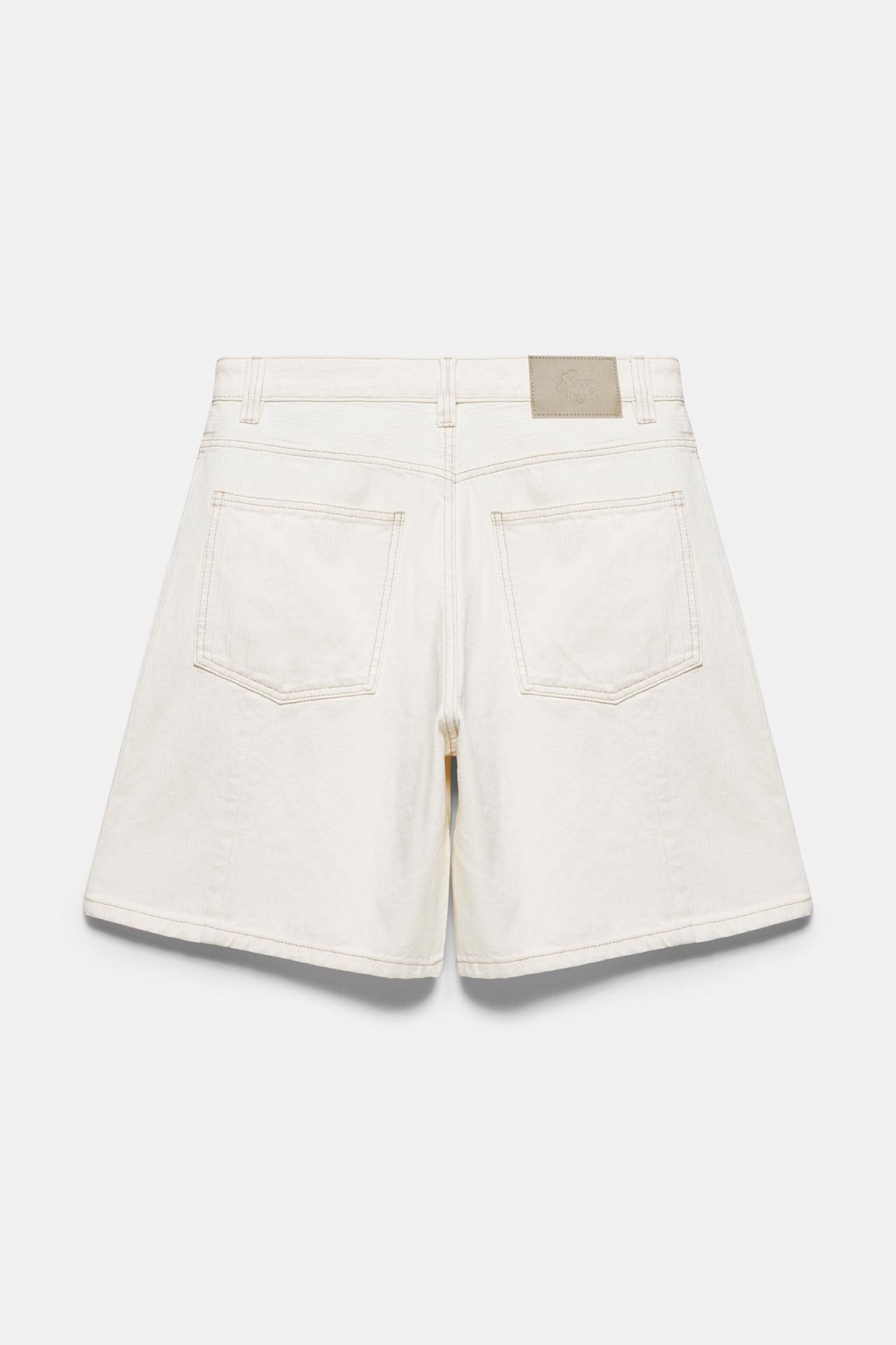 Baggy relaxed denim Bermuda shorts — White