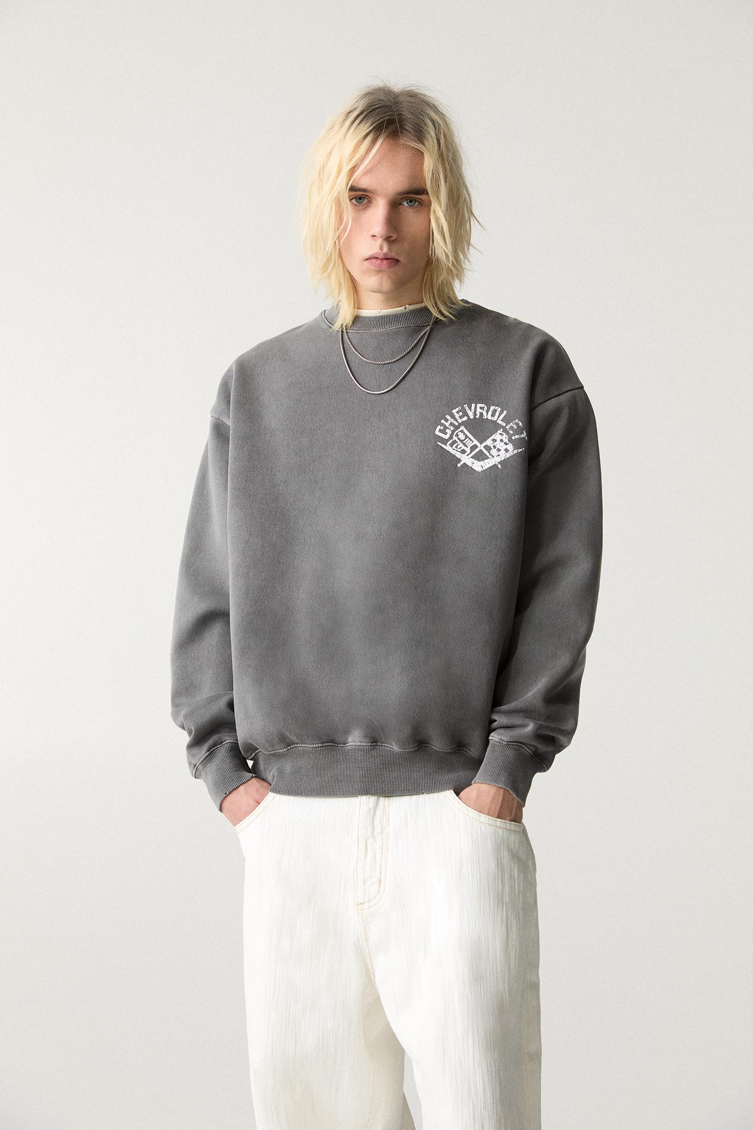 Grey Chevrolet sweatshirt - pull\u0026bear