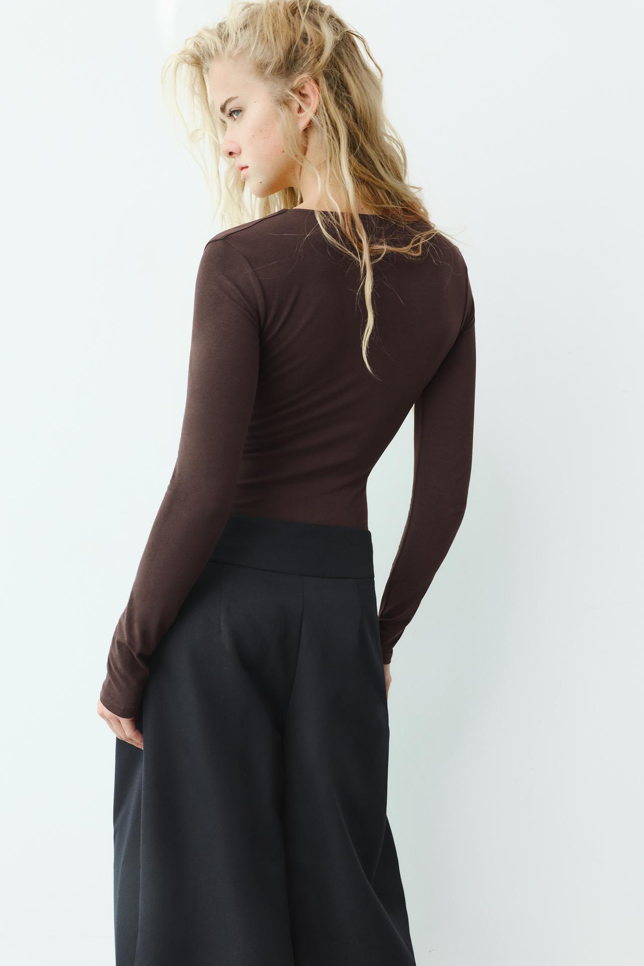 V-neck bodysuit — Brown