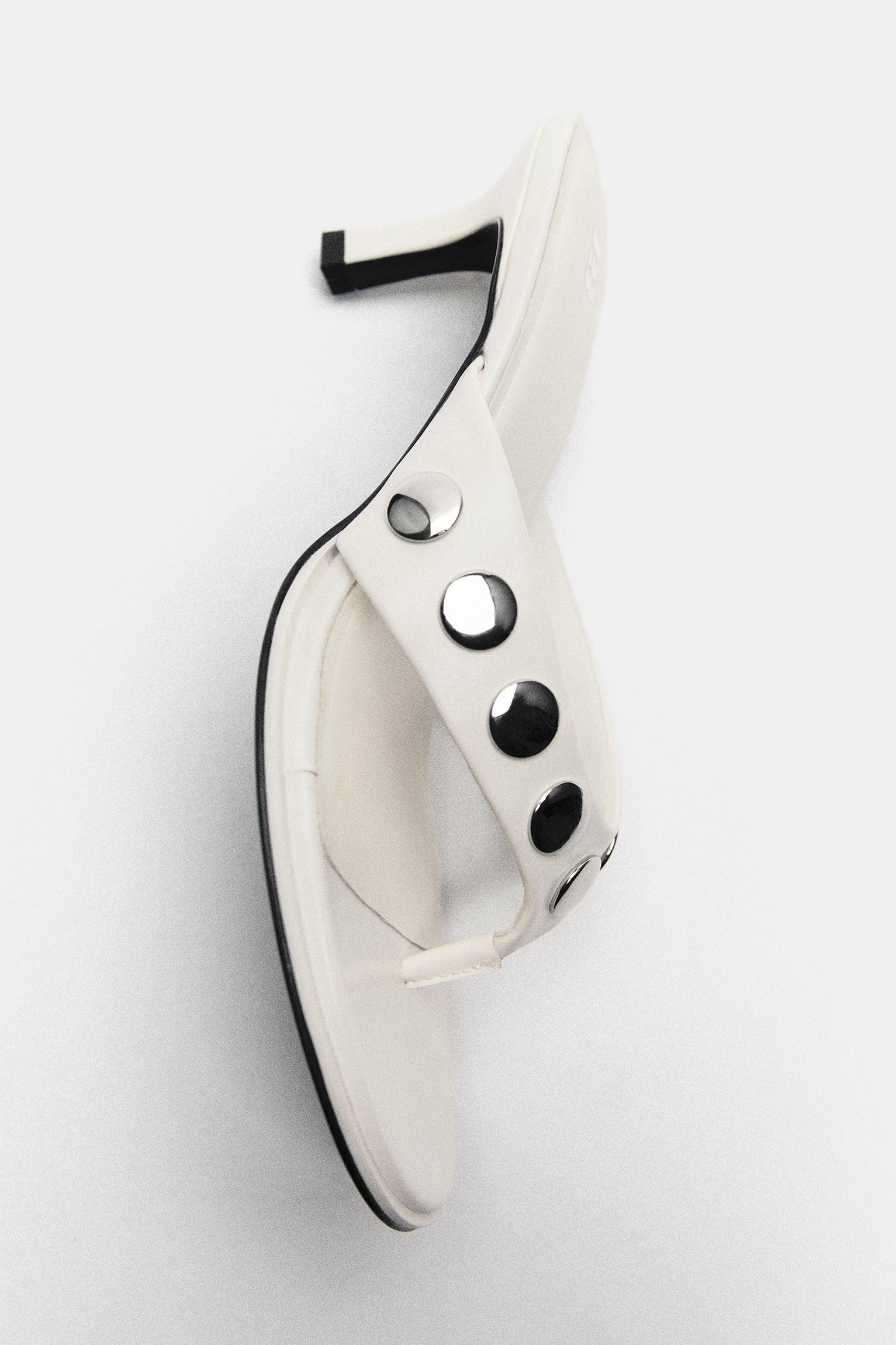 Heeled sandals with studs — White