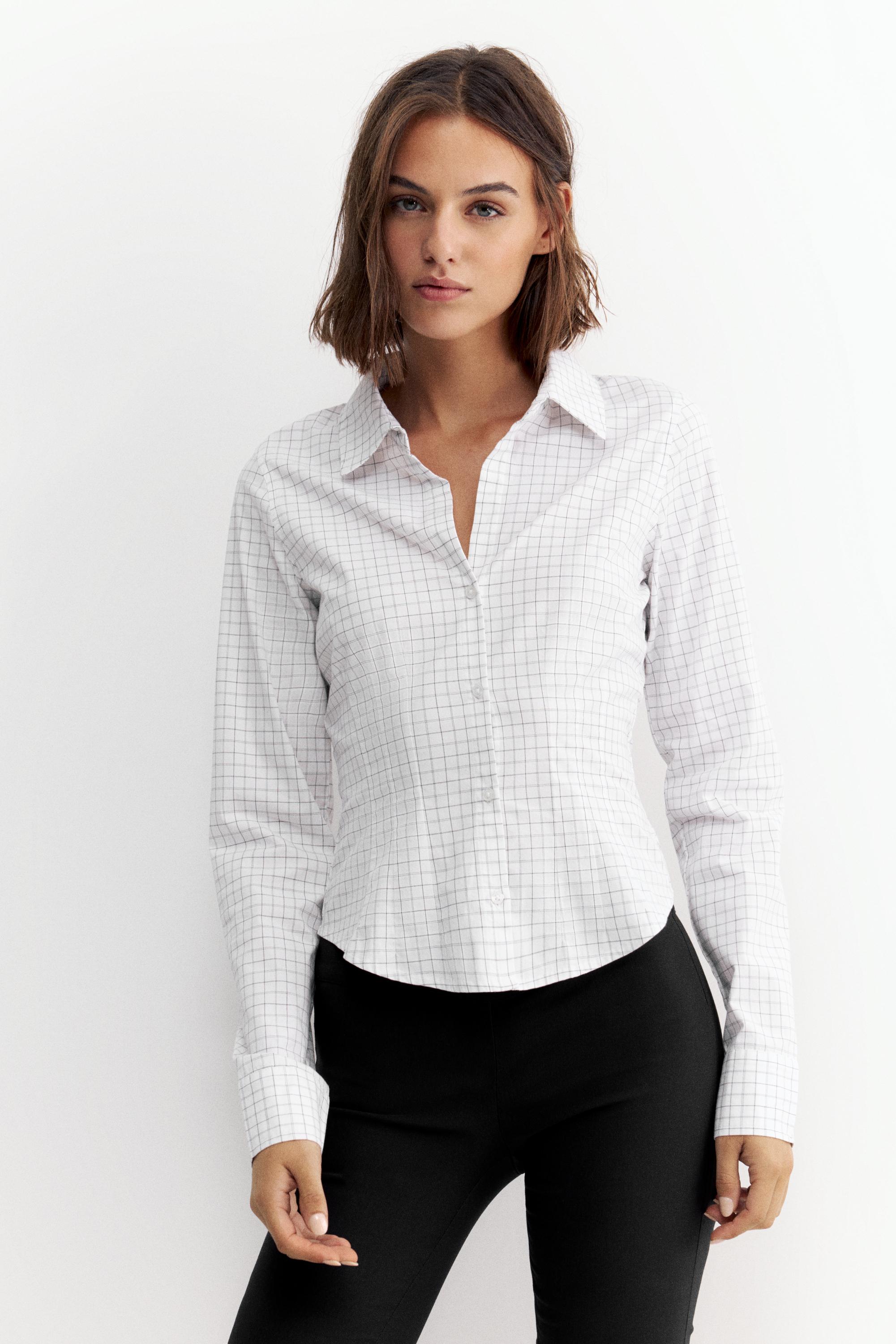 Chemise Cintrée À Larges Poignets Chemise Cintrée À Larges Poignets