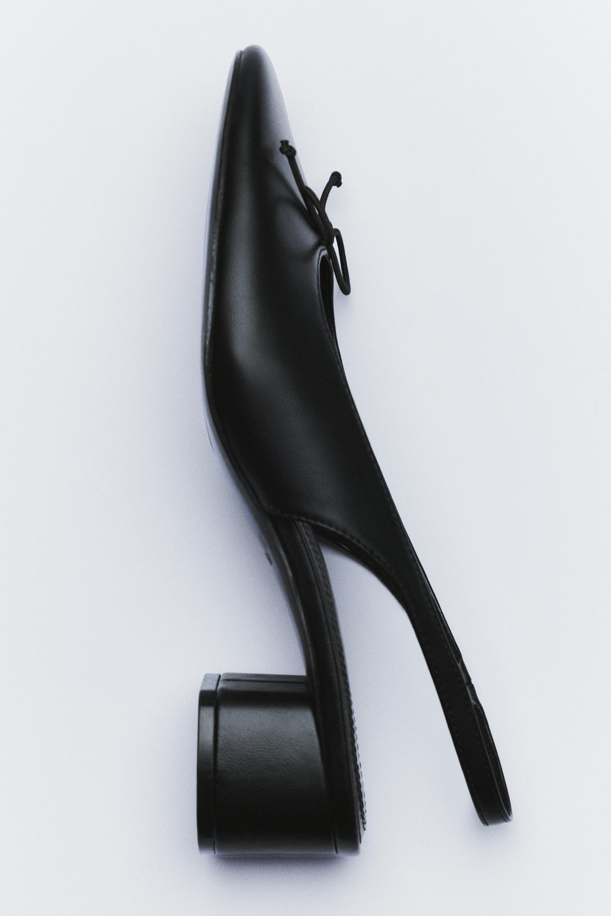 Heeled ballerinas — Black