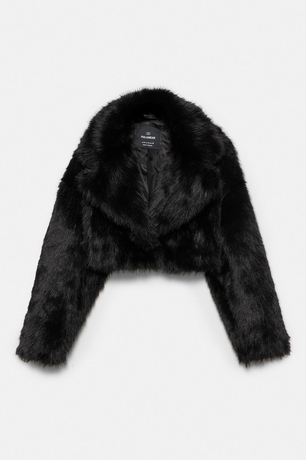 Cropped faux fur coat PULL&BEAR