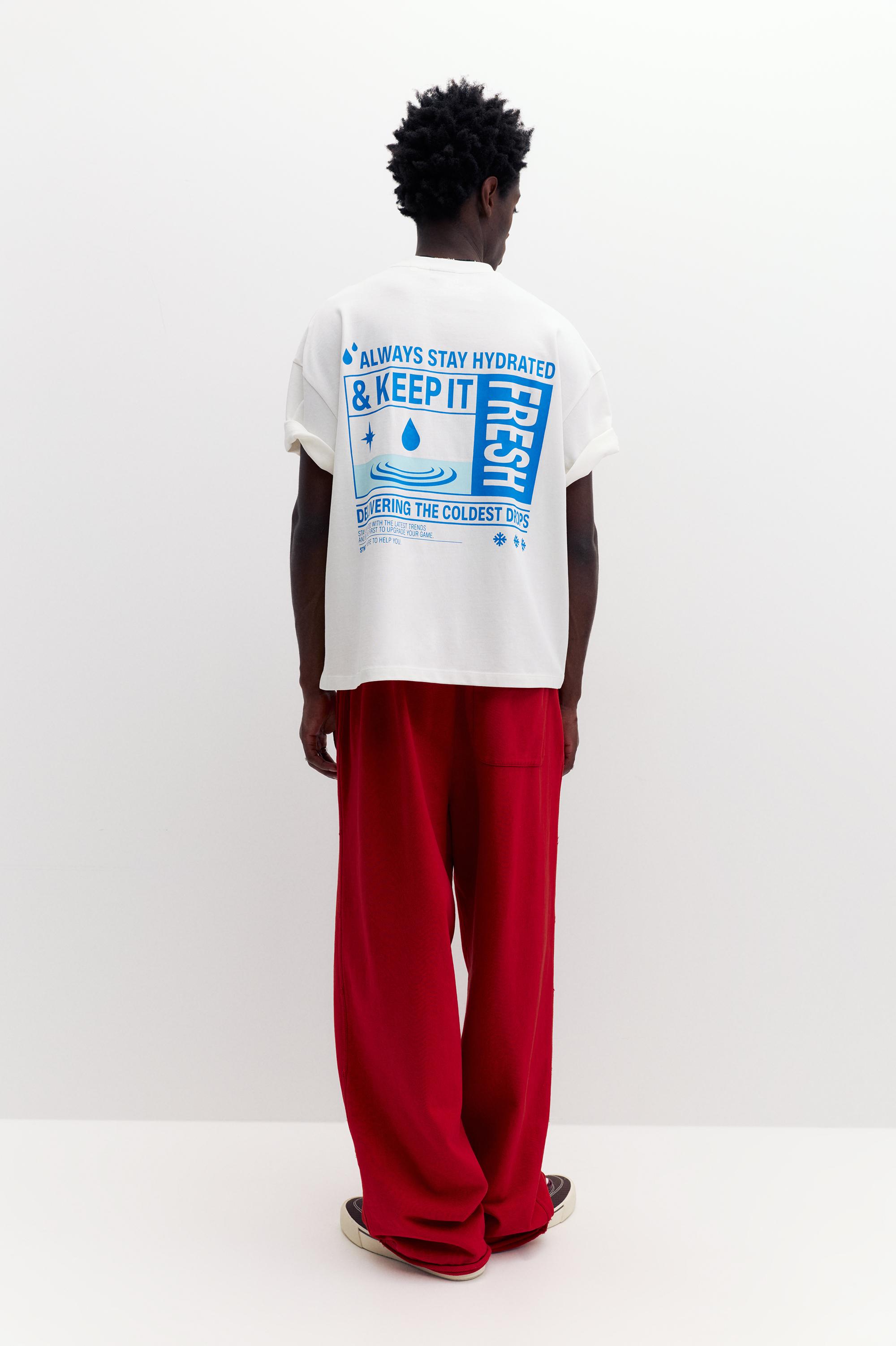 Kısa kollu grafik baskılı t-shirt - Görsel 7
