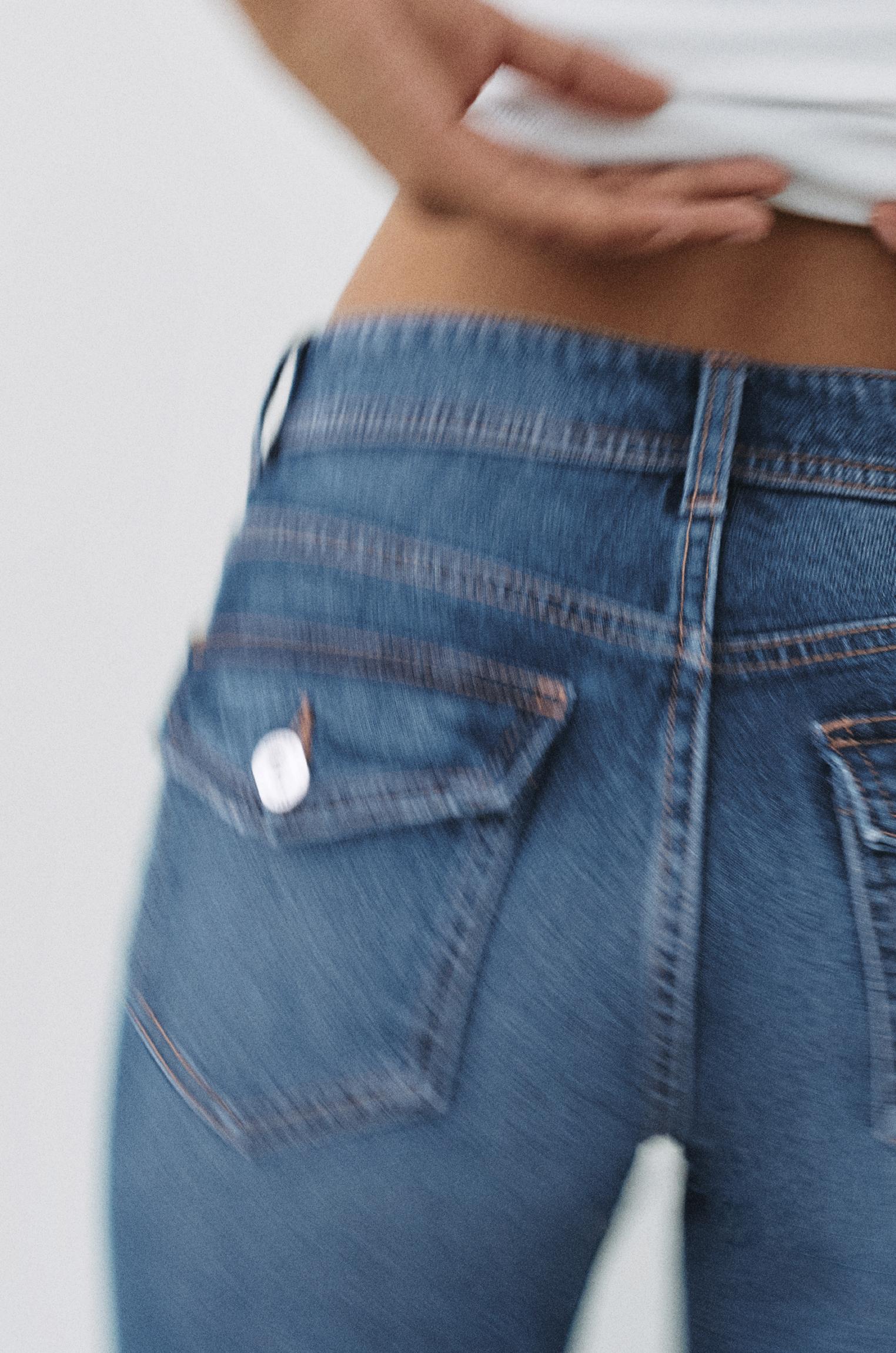 Low-rise boot-cut jeans — Medium blue