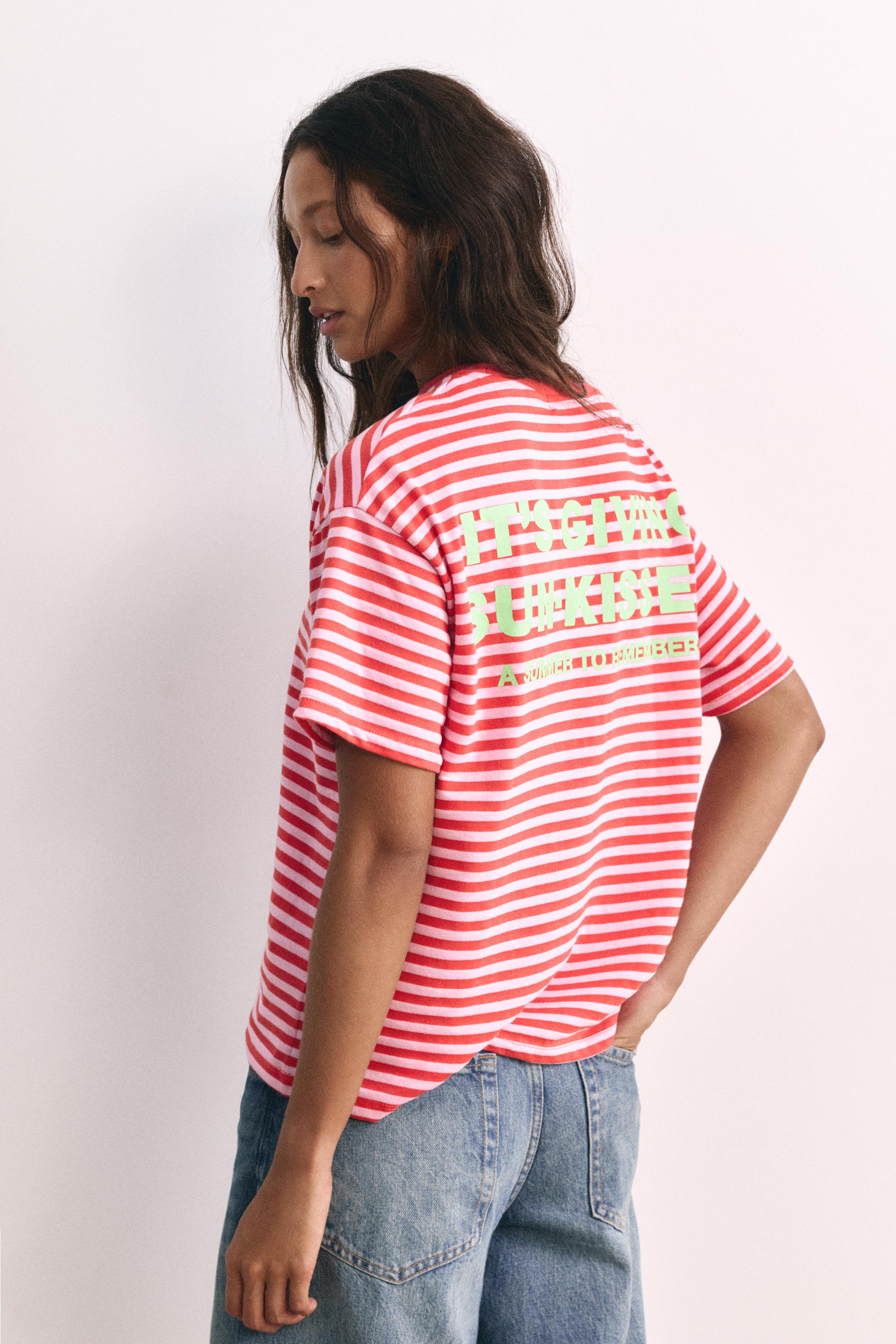 Striped T-shirt with text — 0-964