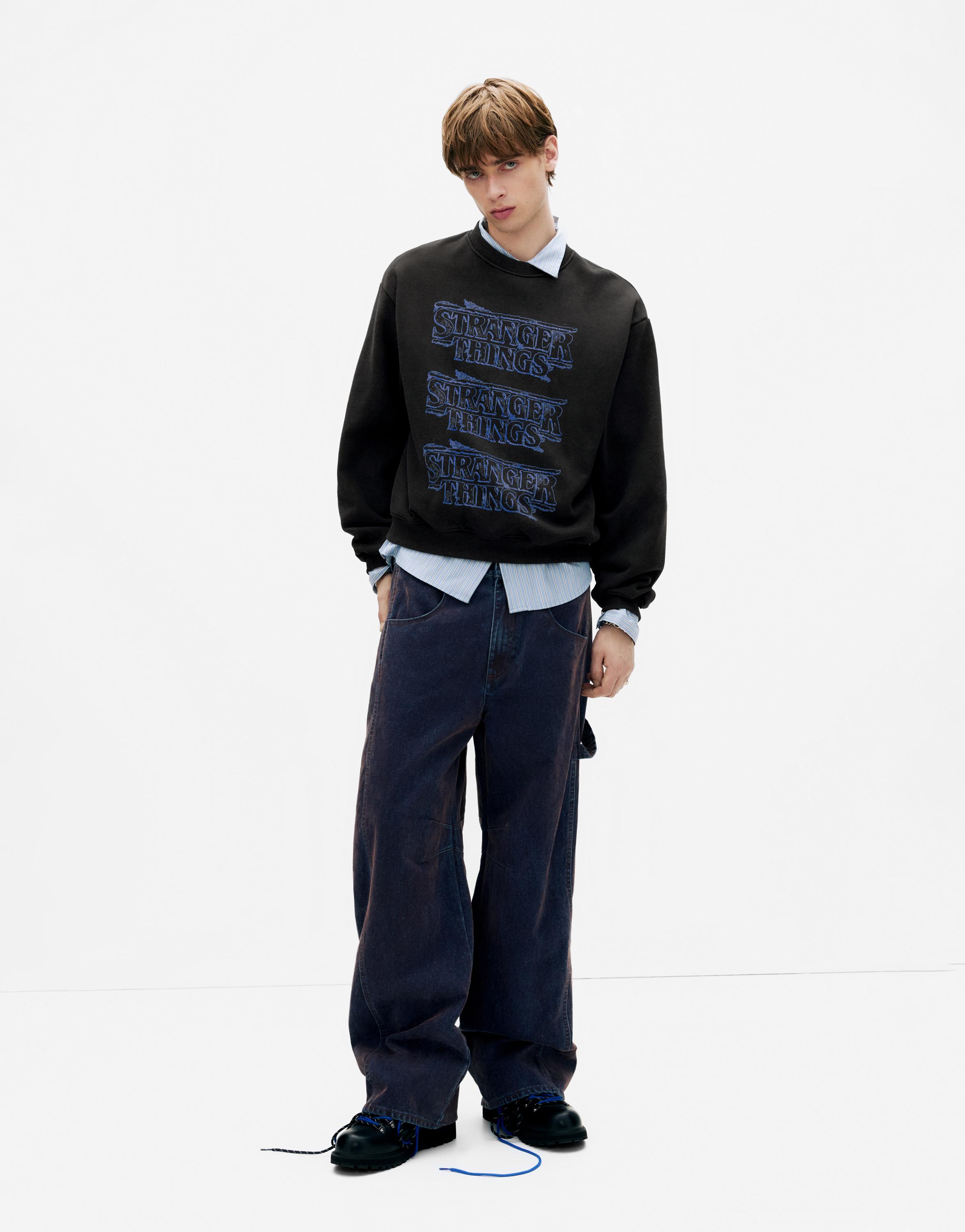 Stranger Things sweatshirt — Dark grey