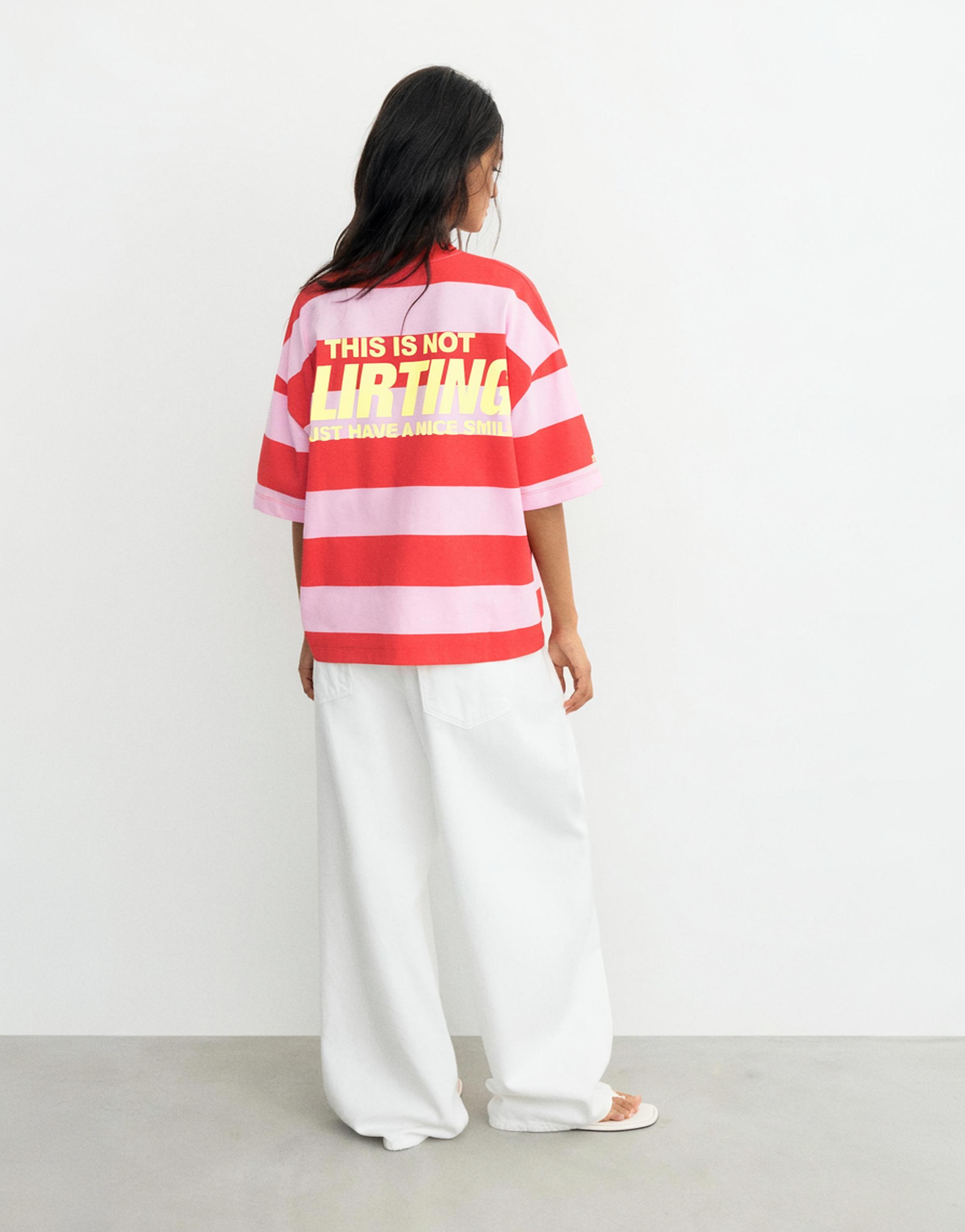 Oversize striped graphic T-shirt — Pink