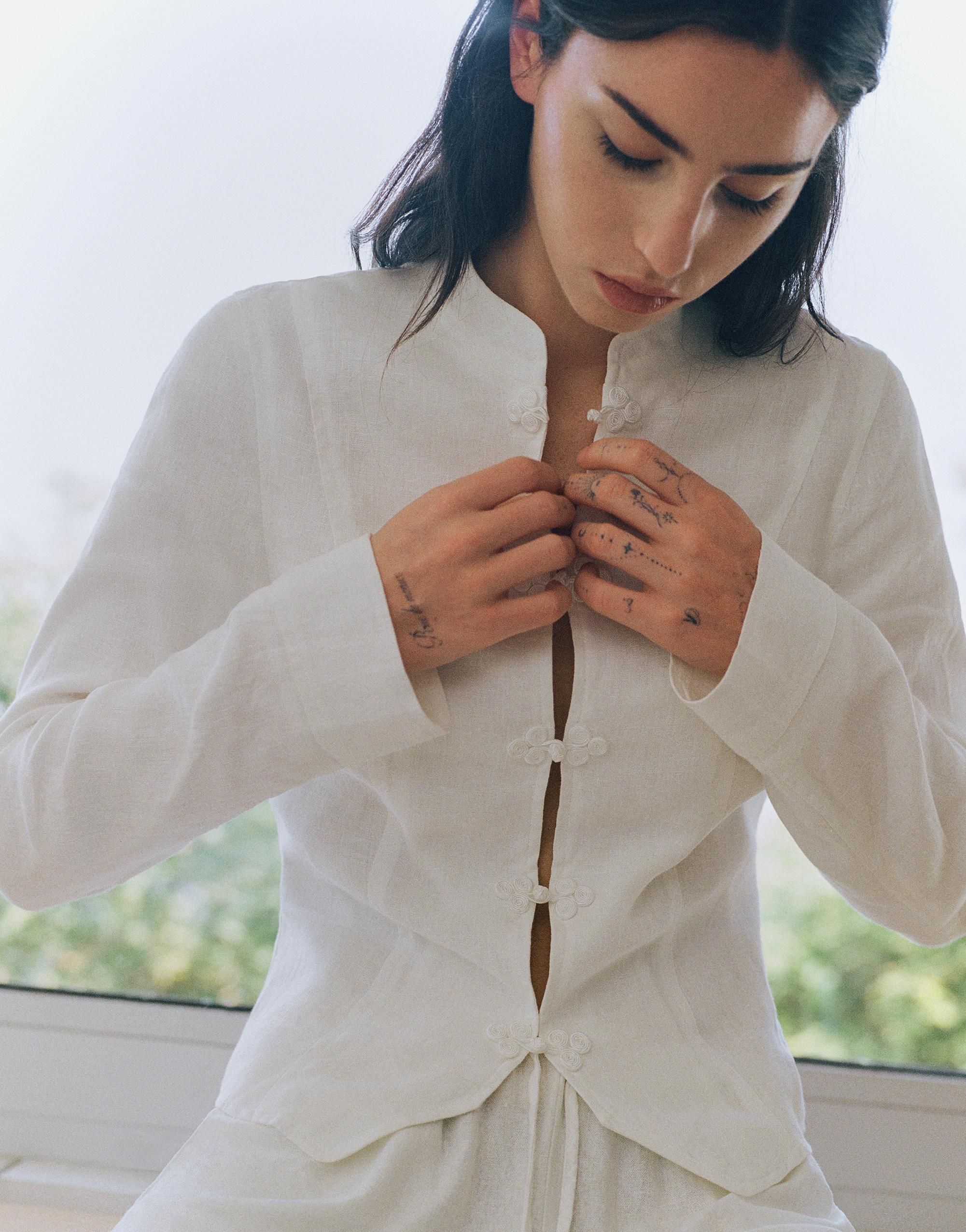 100% linen toggle jacket — White