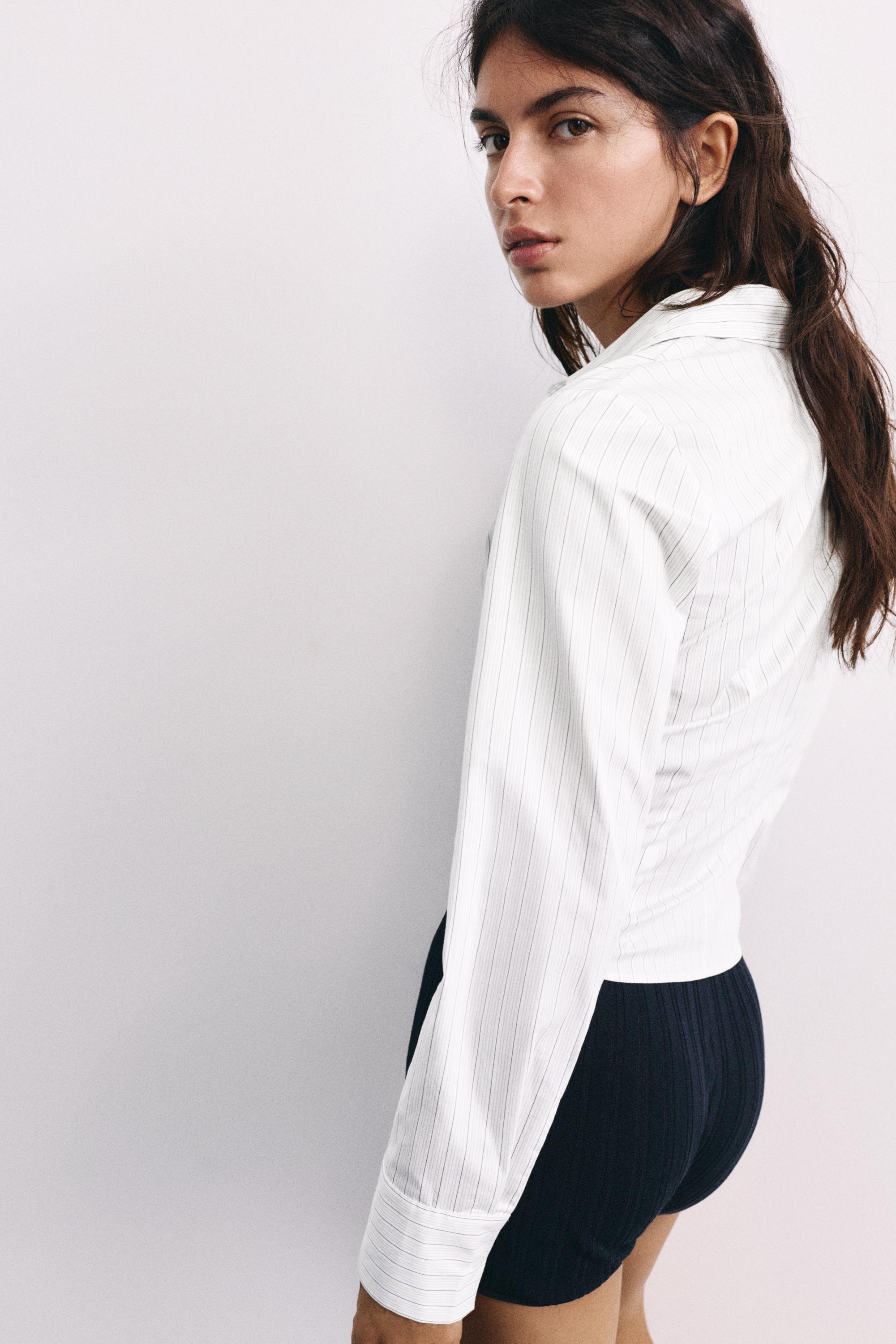 Fitted long sleeve shirt — Pale grey