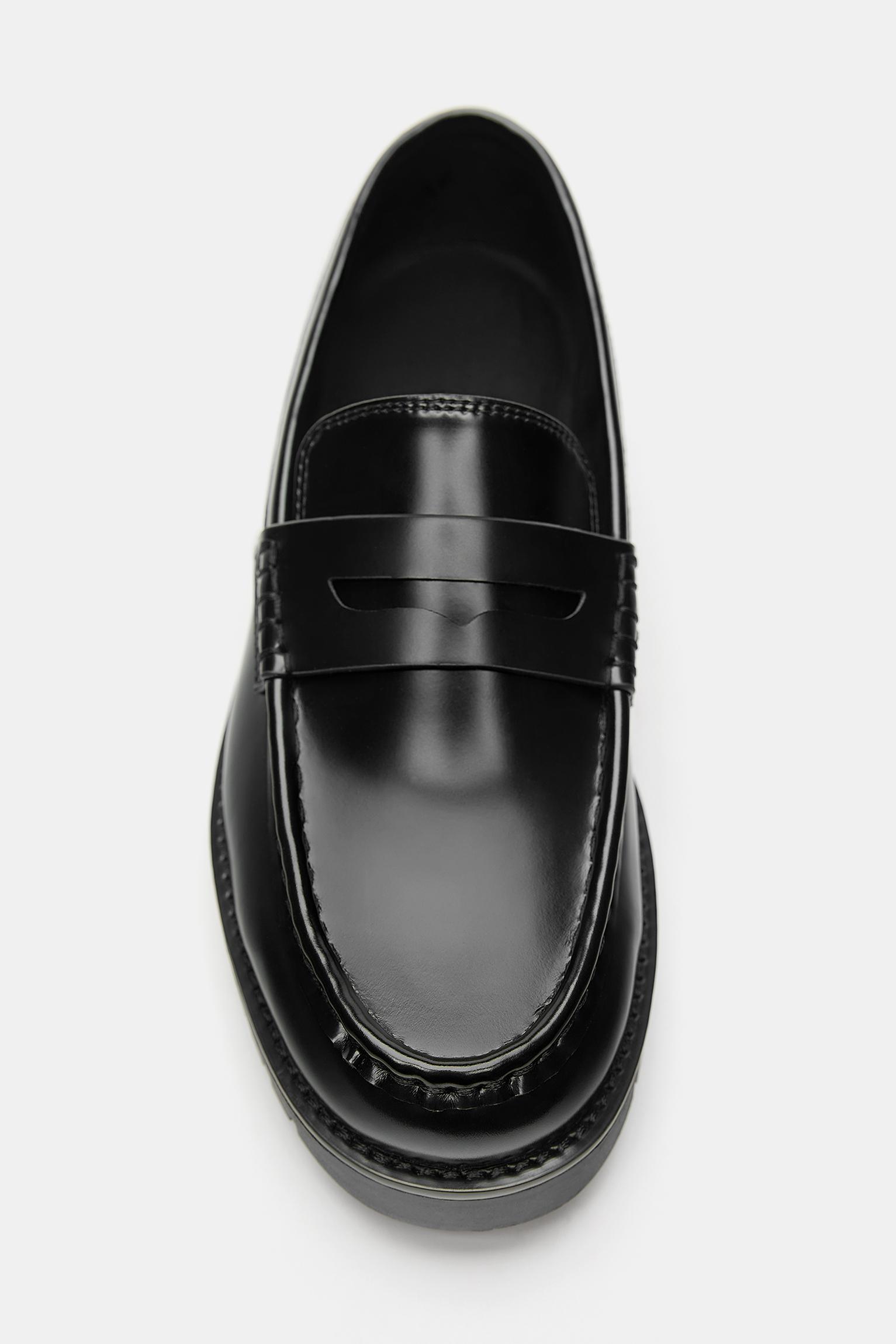 Casual loafers — Black