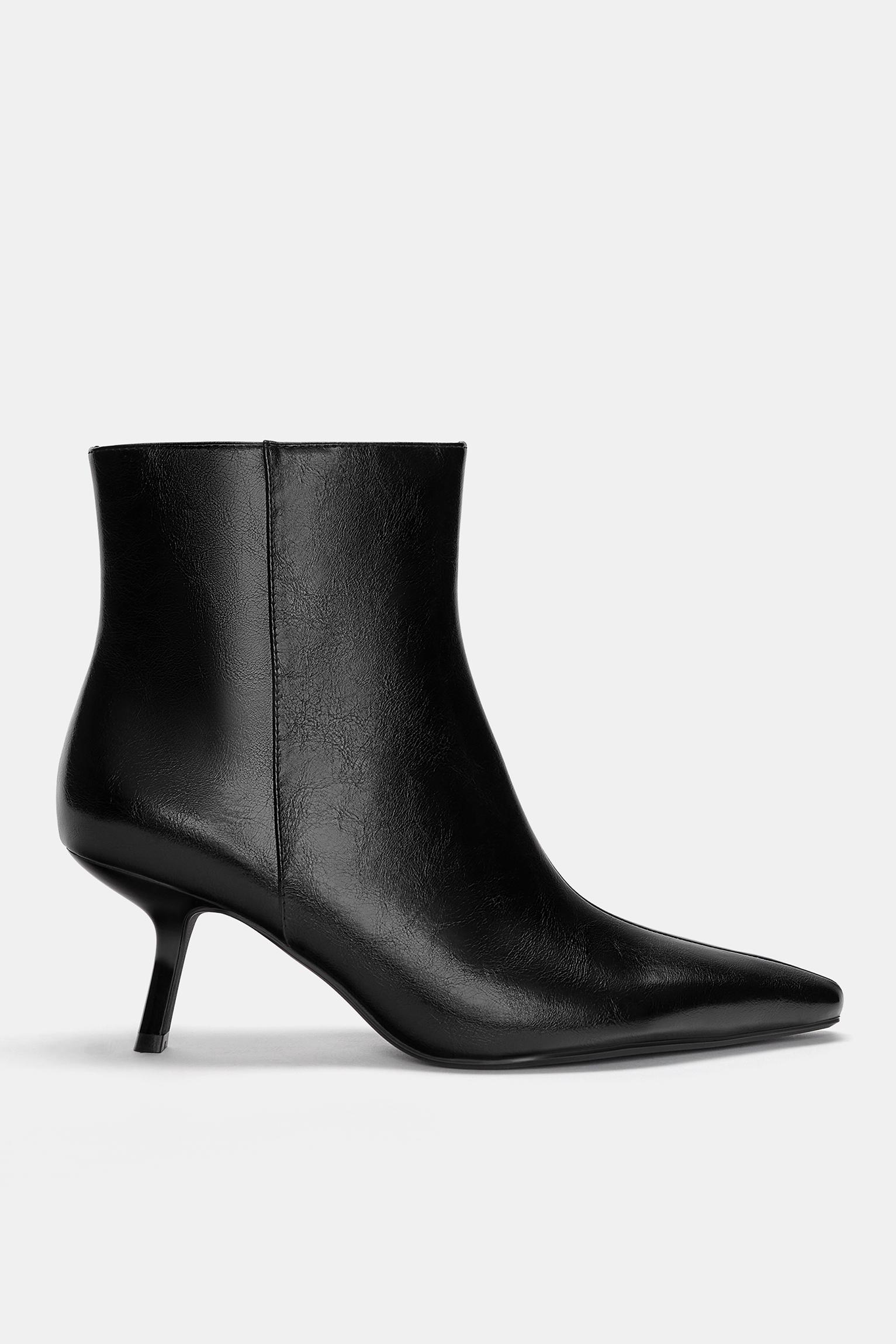 Pointed toe ankle boots online