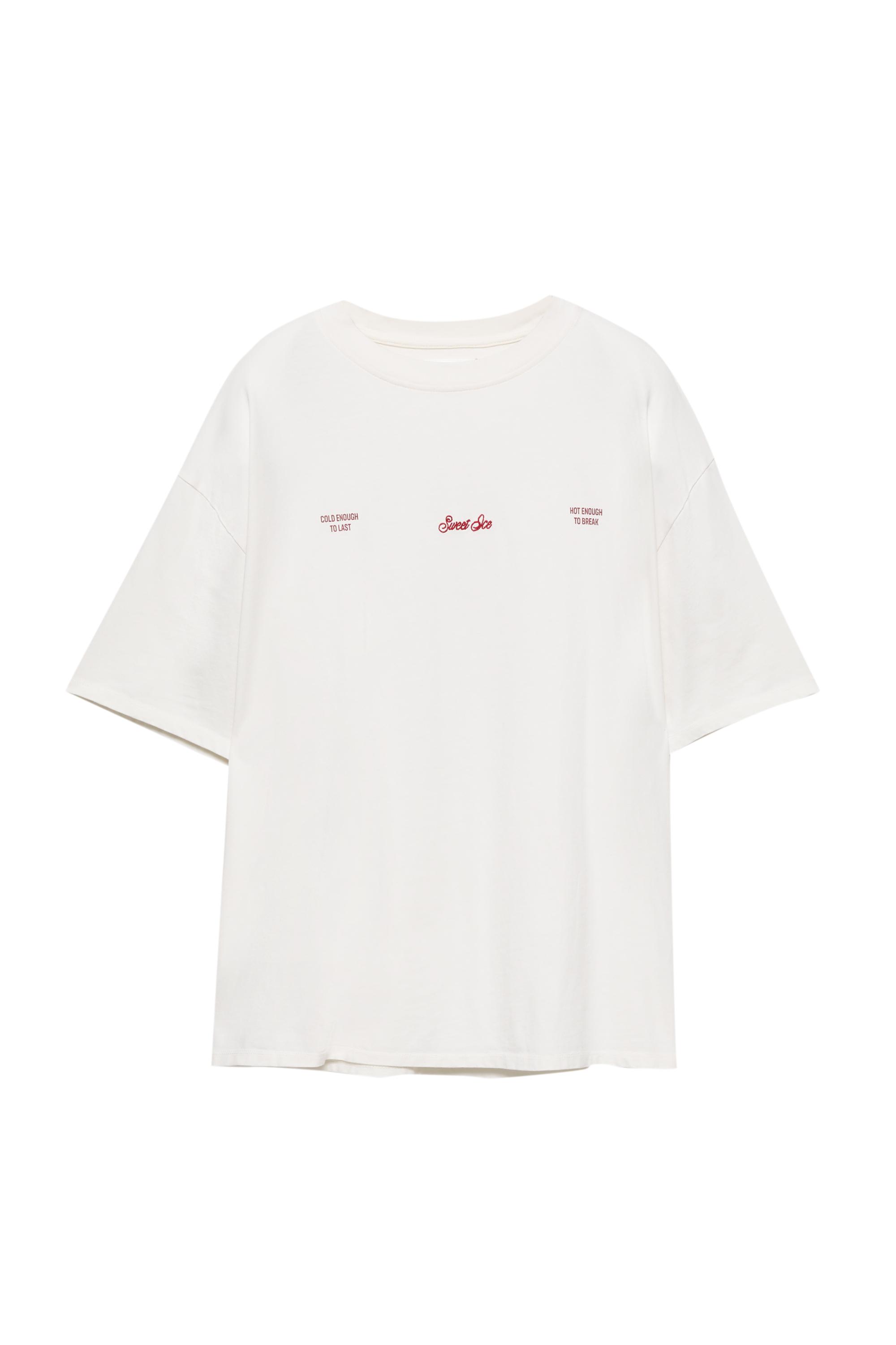 Kalp grafik baskılı t-shirt