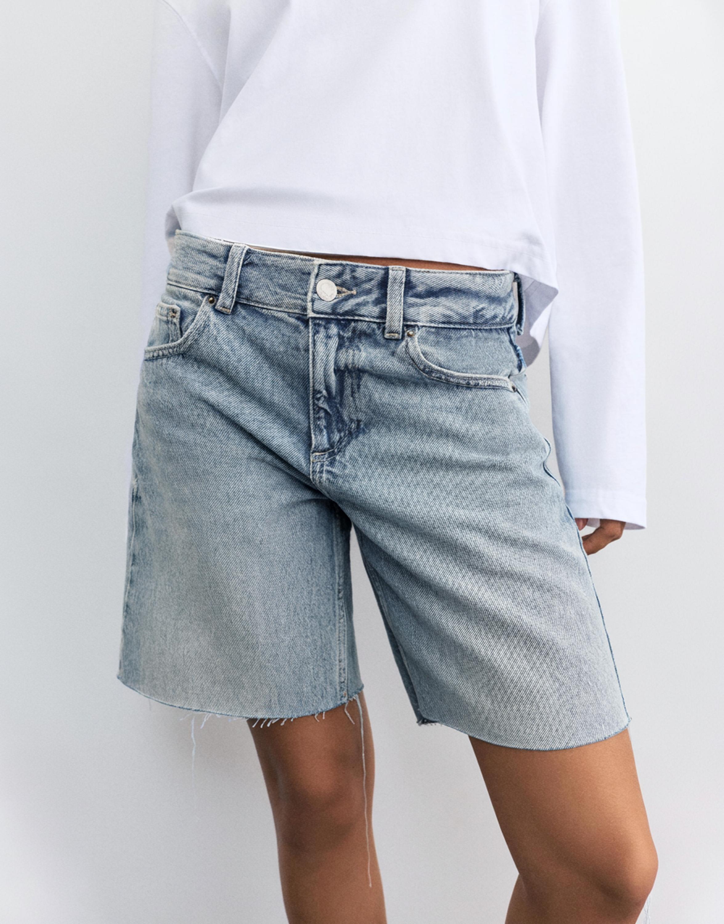 Low-rise denim Bermuda shorts — Pale blue