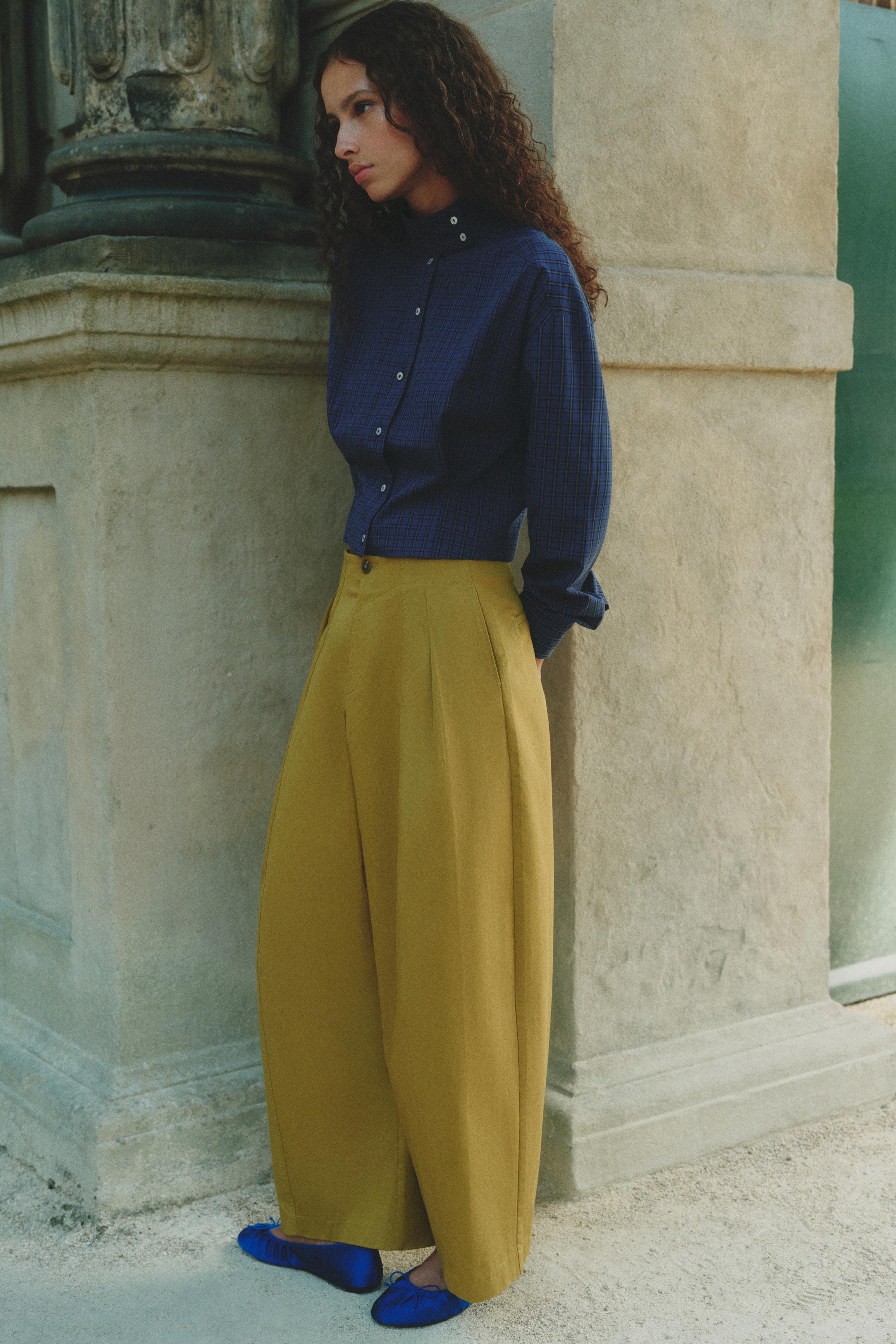 Darted barrel trousers — Olive