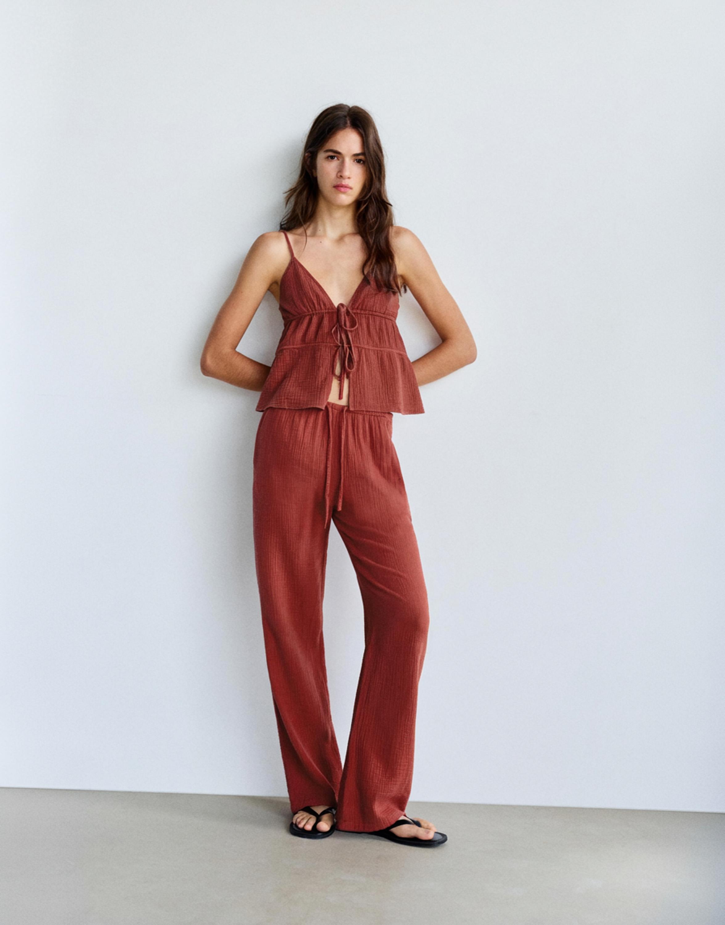 Crepe strappy top — Russet