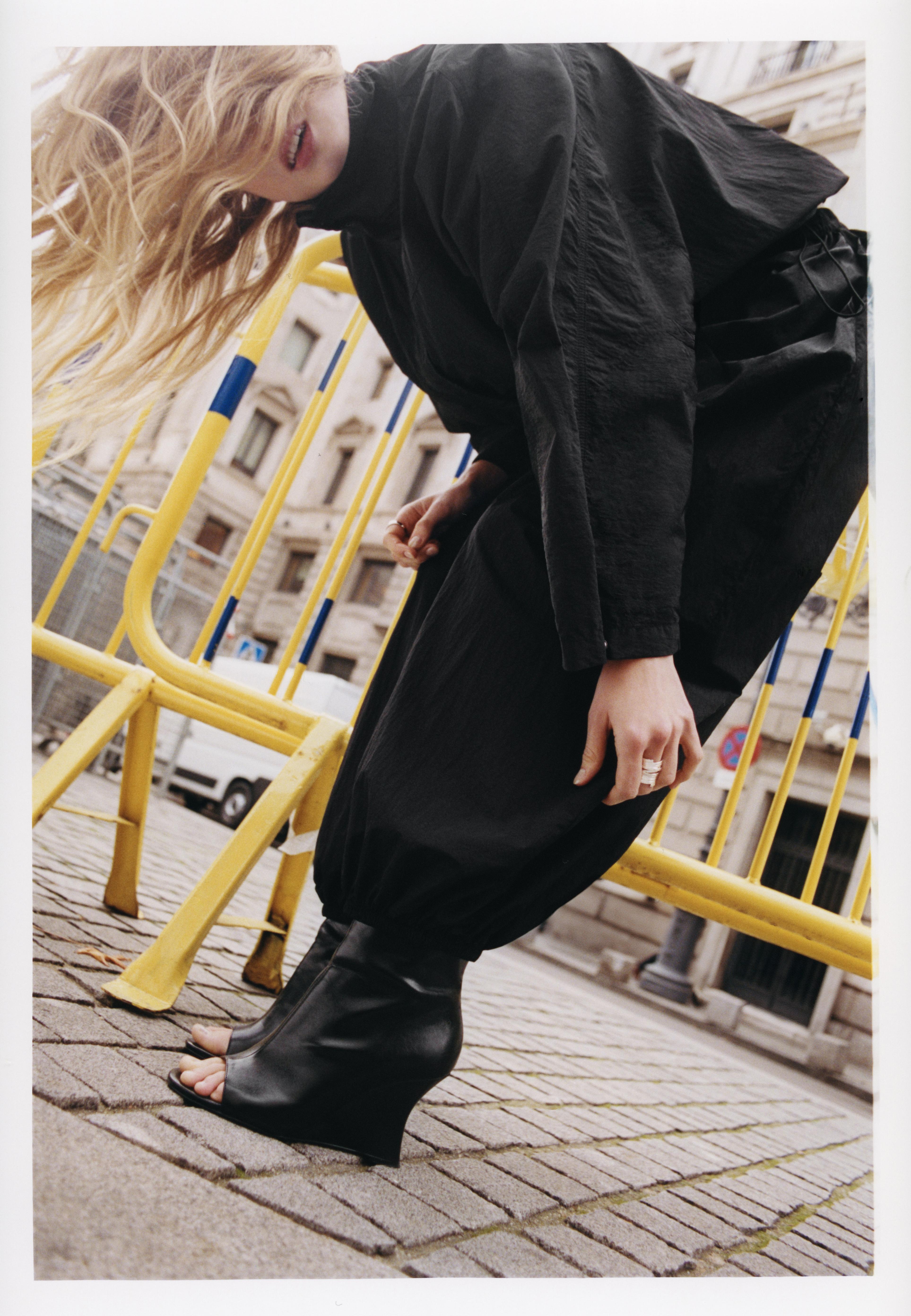 High wedge boots — Black