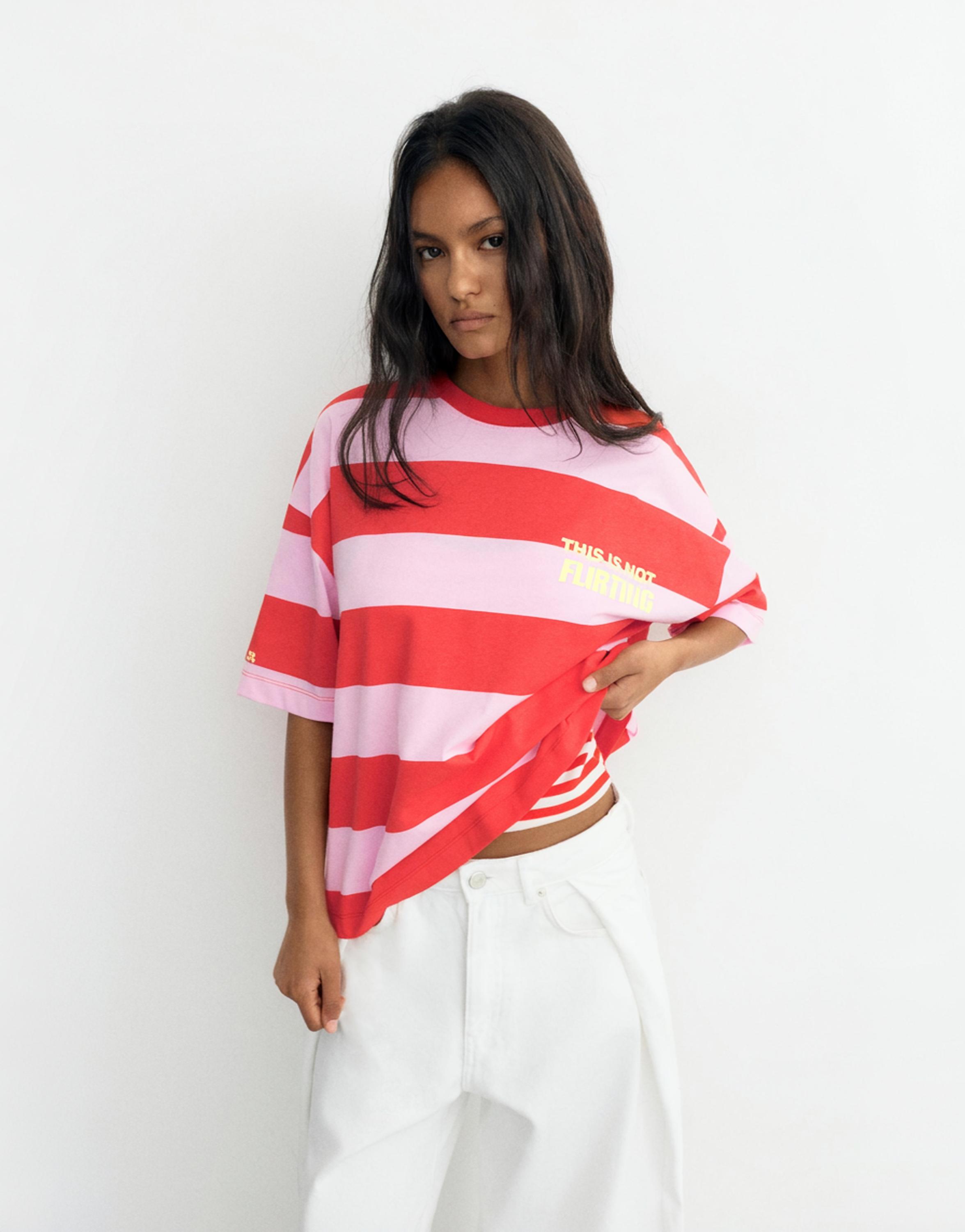 Oversize striped graphic T-shirt — Pink